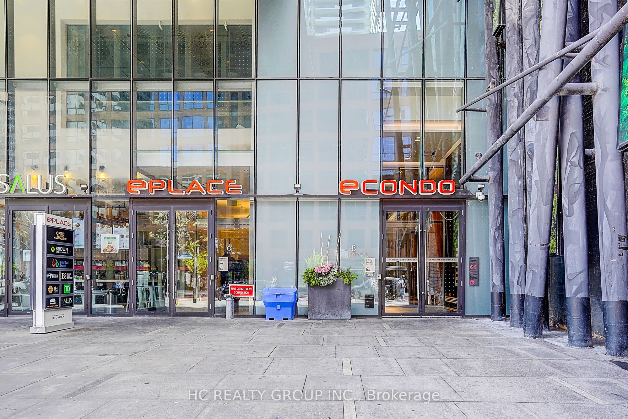 8 Eglinton Avenue E 2904, Toronto, ON M4P 0C1 photo 3
