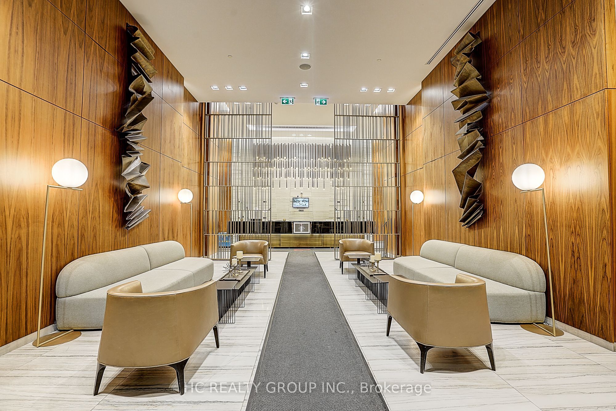 8 Eglinton Avenue E 2904, Toronto, ON M4P 0C1 photo 5