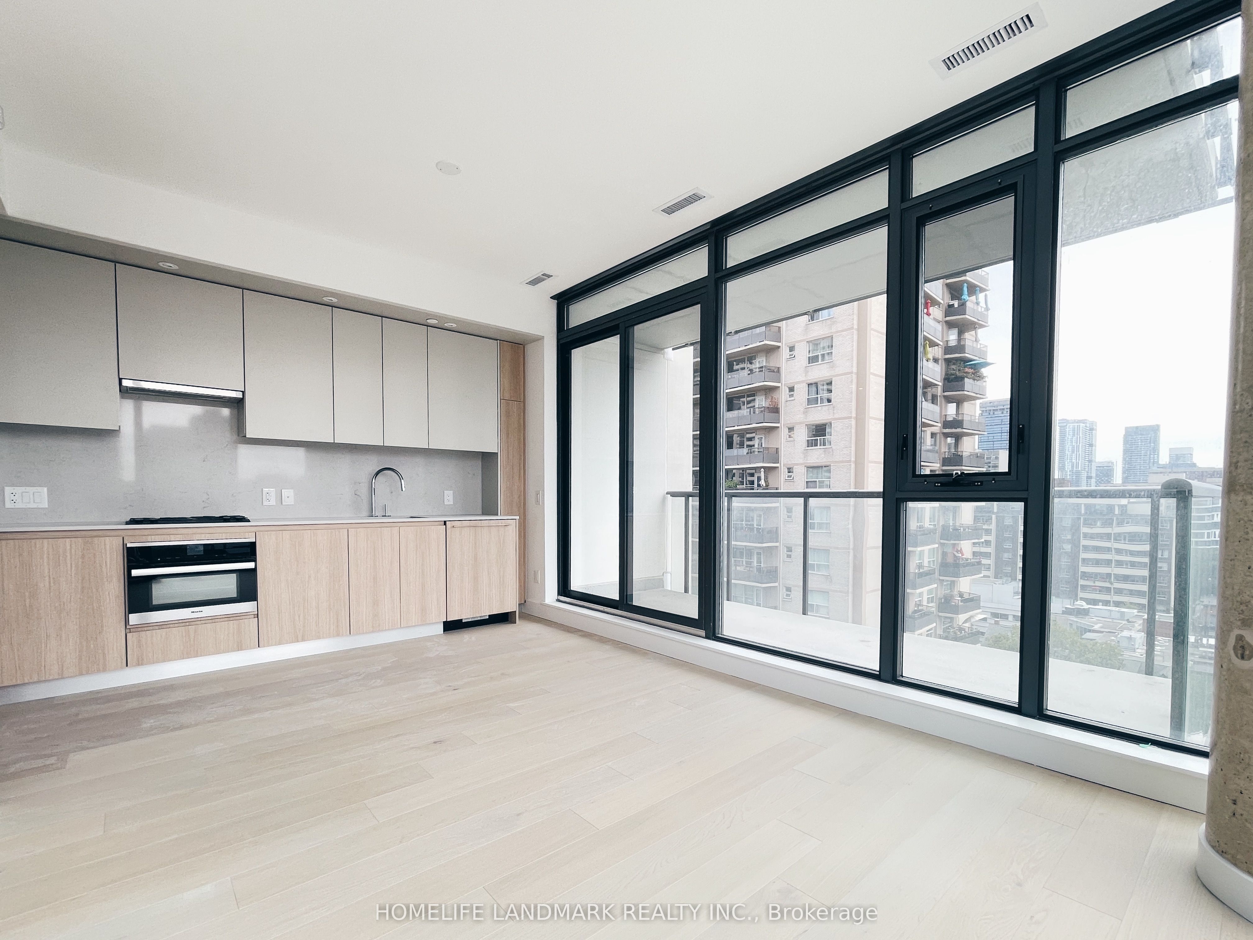 81 Wellesley Street E 903, Toronto, ON M4Y 1H8 photo 4