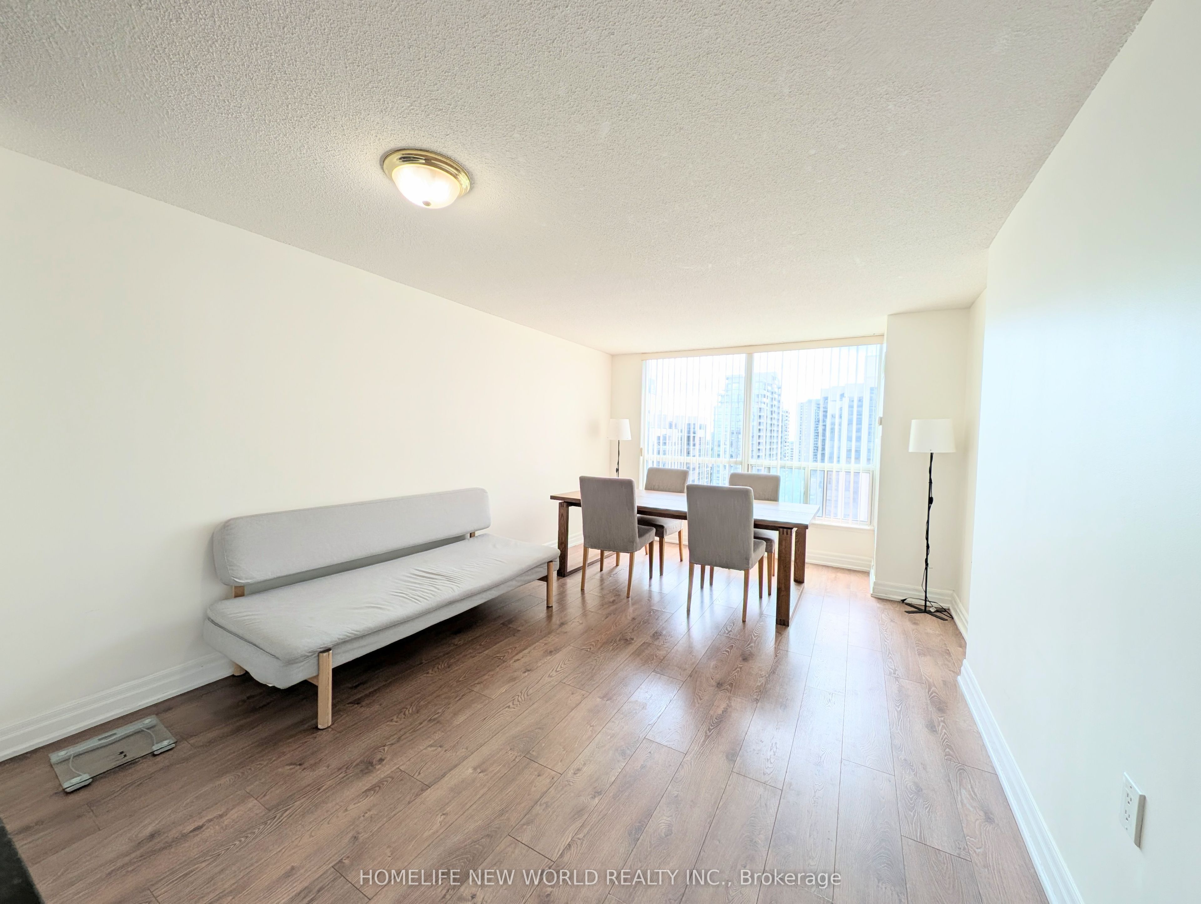 21 Hillcrest Avenue 1705, Toronto, ON M2N 7K2 photo 3