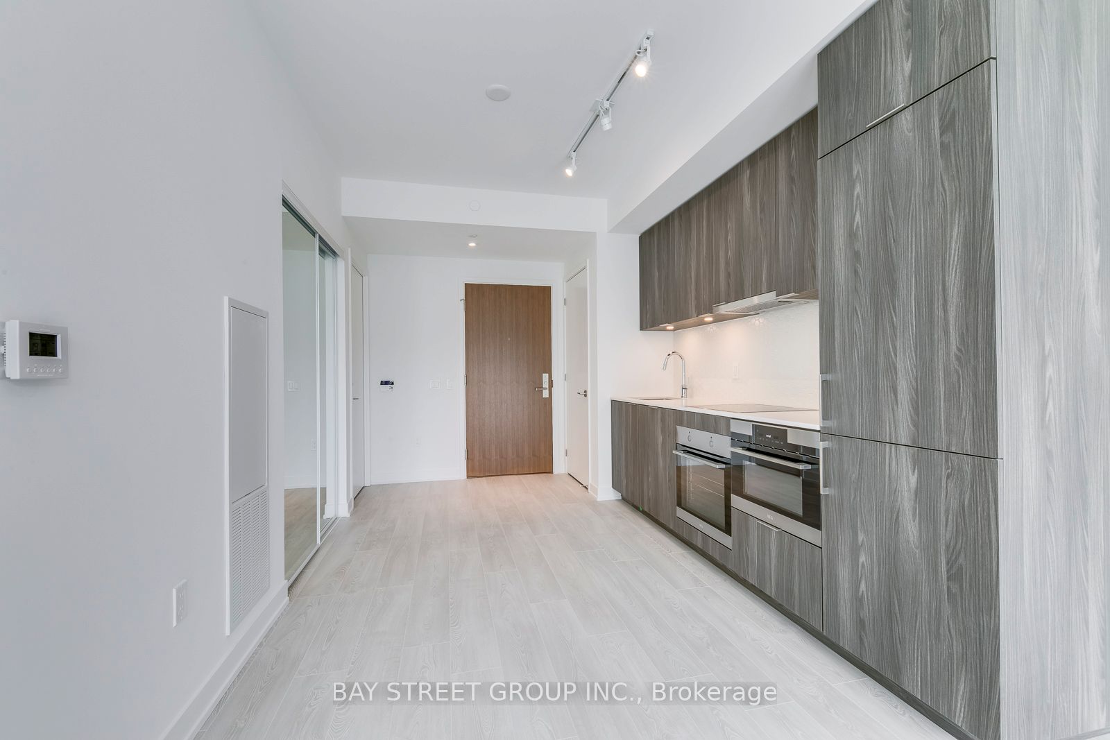 15 Queens Quay E 624, Toronto, ON M4J 1Y1 photo 4