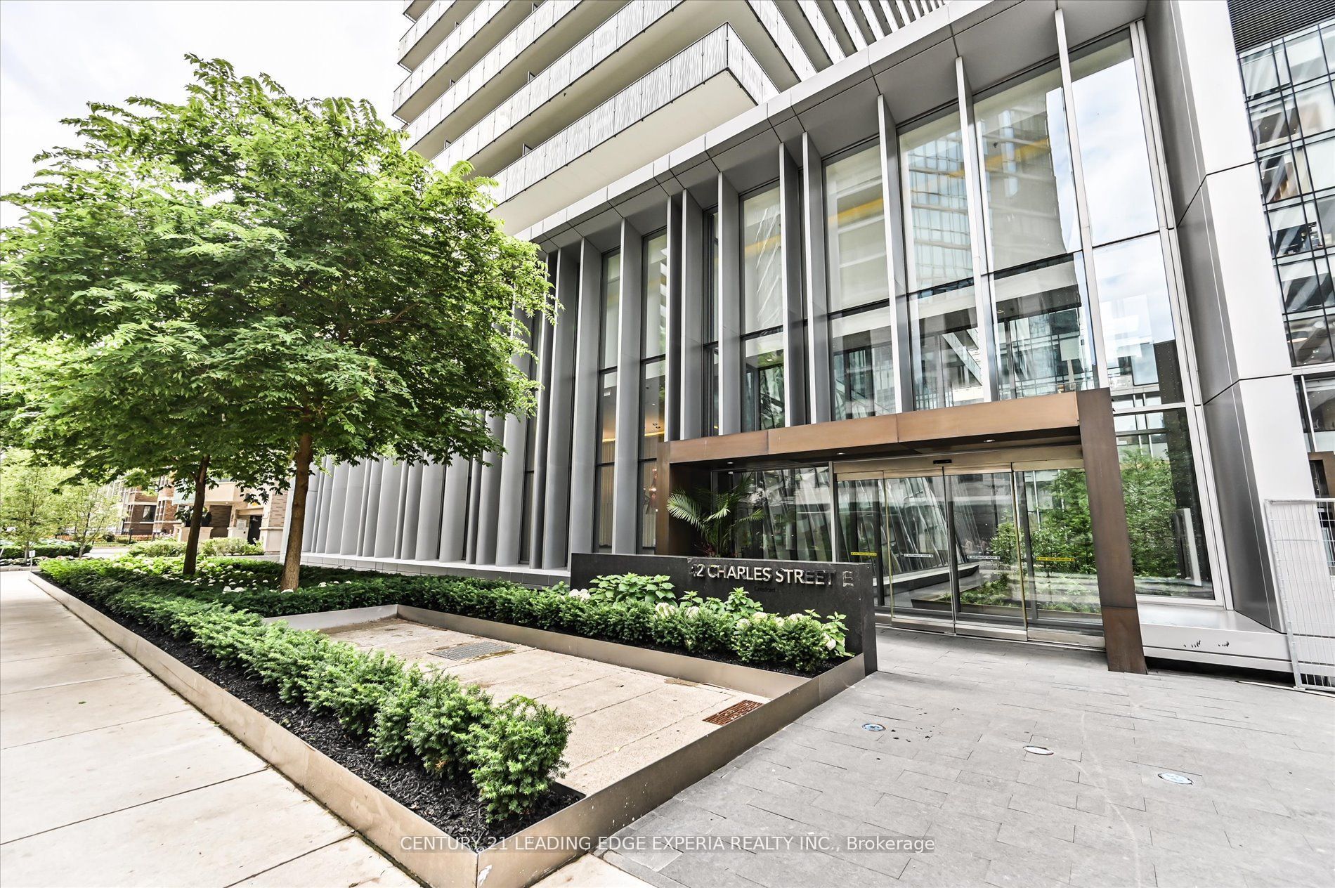 42 Charles Street E 2309, Toronto, ON M4Y 0B7 photo 4