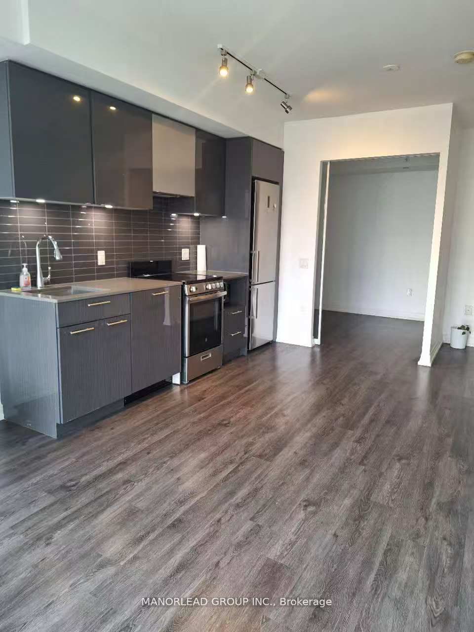 251 Jarvis Street 1128, Toronto, ON M5B 0C3 photo 2