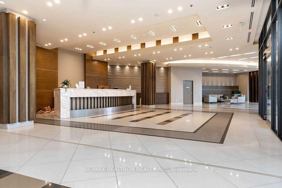 33 Bay Street 4605, Toronto, ON M5J 2Z3 photo 2