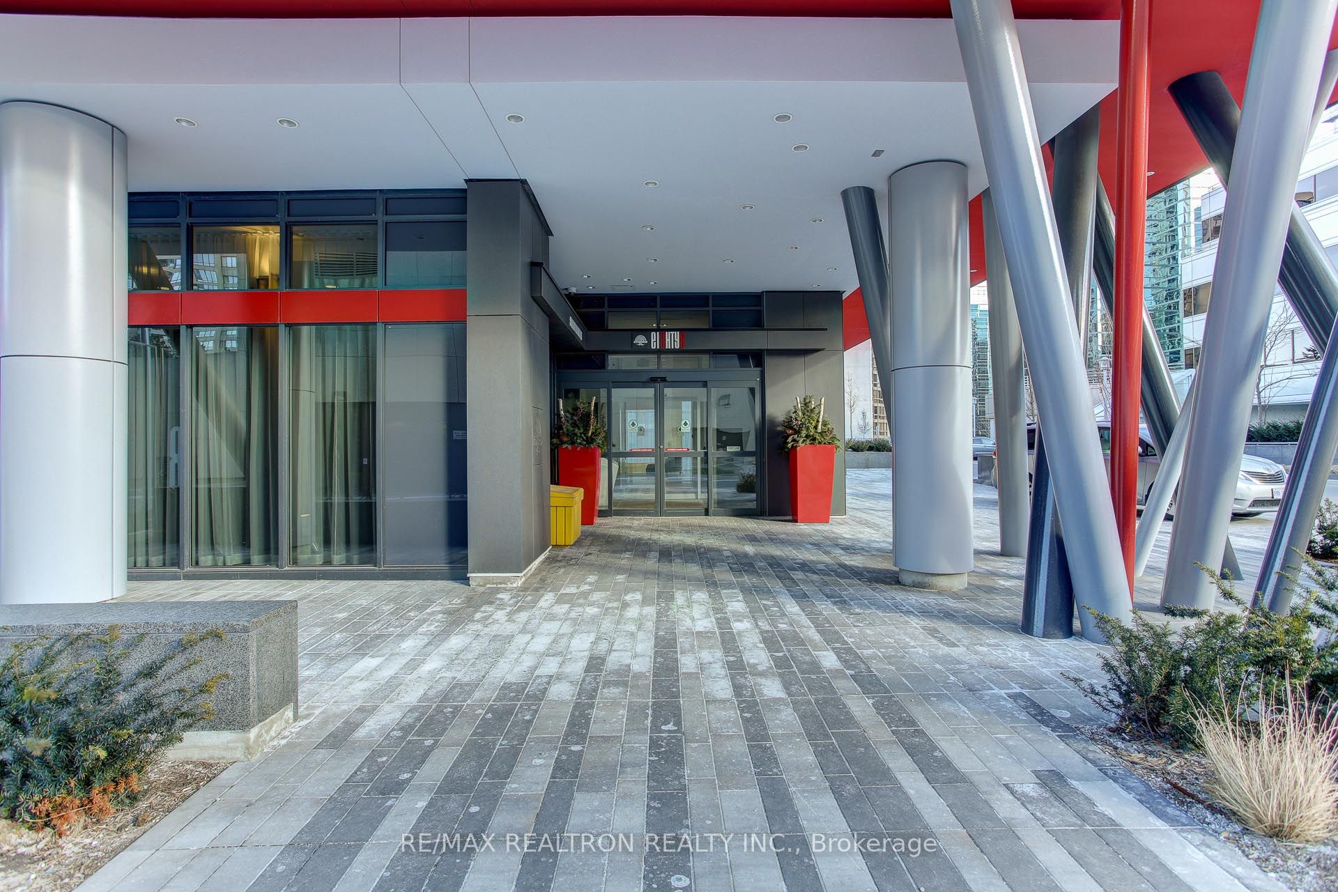 88 Sheppard Avenue E 209, Toronto, ON M2N 0G9 photo 3