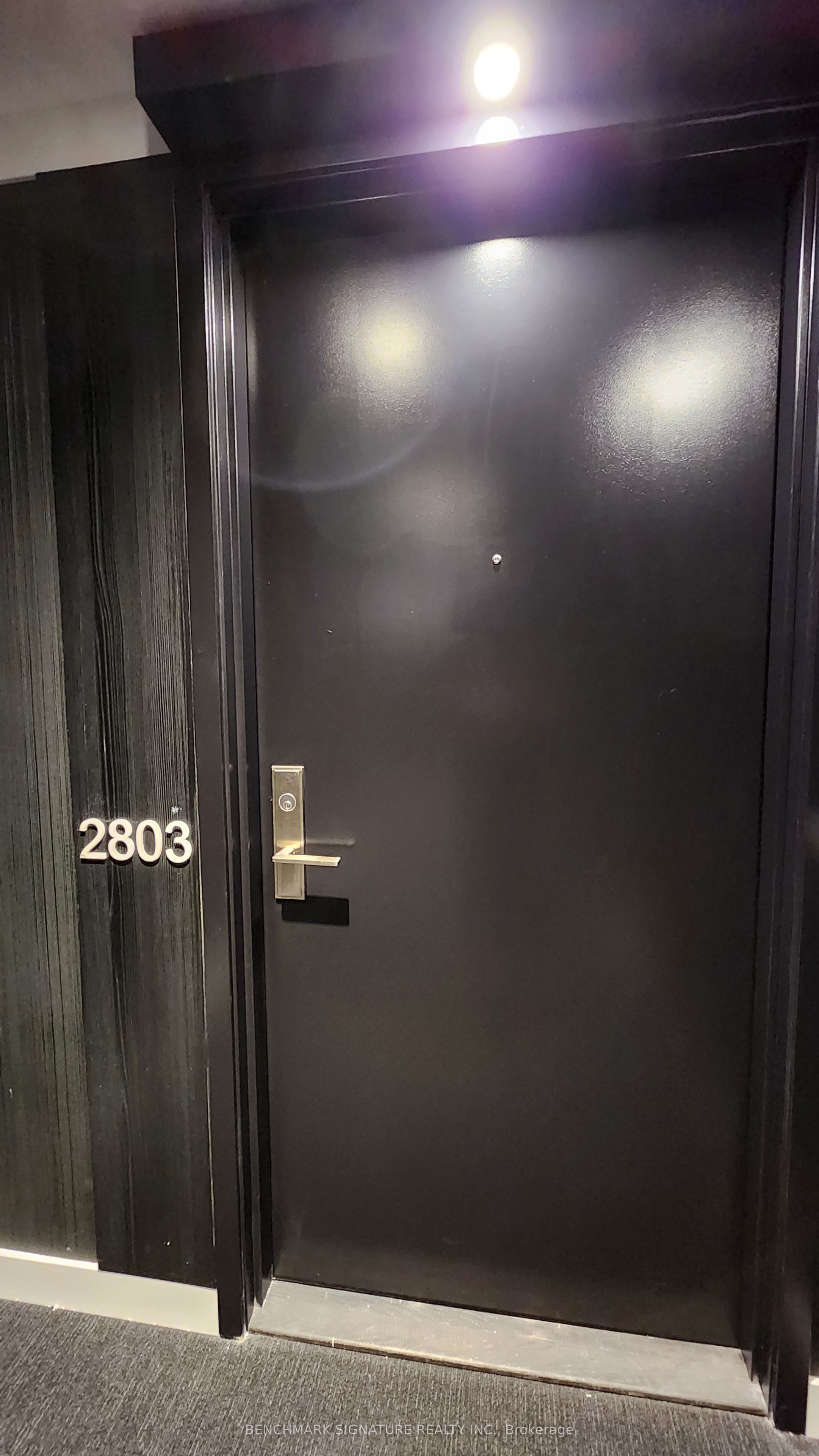 20 Edward Street 2512, Toronto, ON M5G 1C9 photo 5