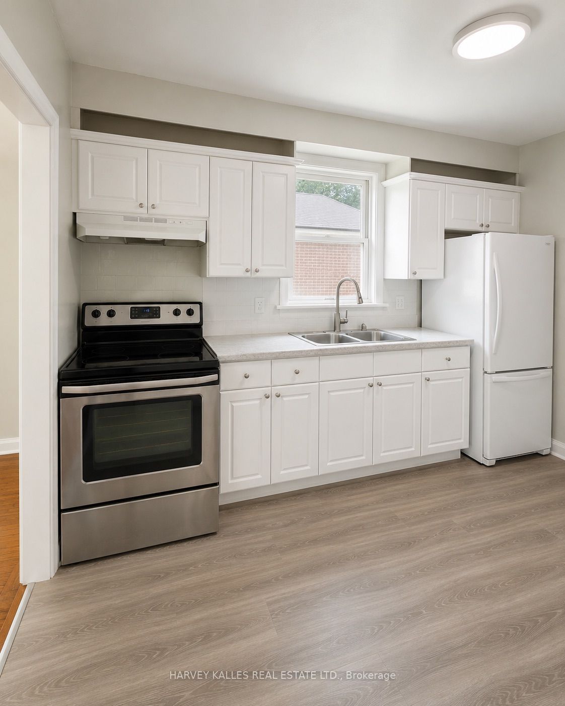 168 Bogert Avenue, Toronto, ON M2N 1K9 photo 3