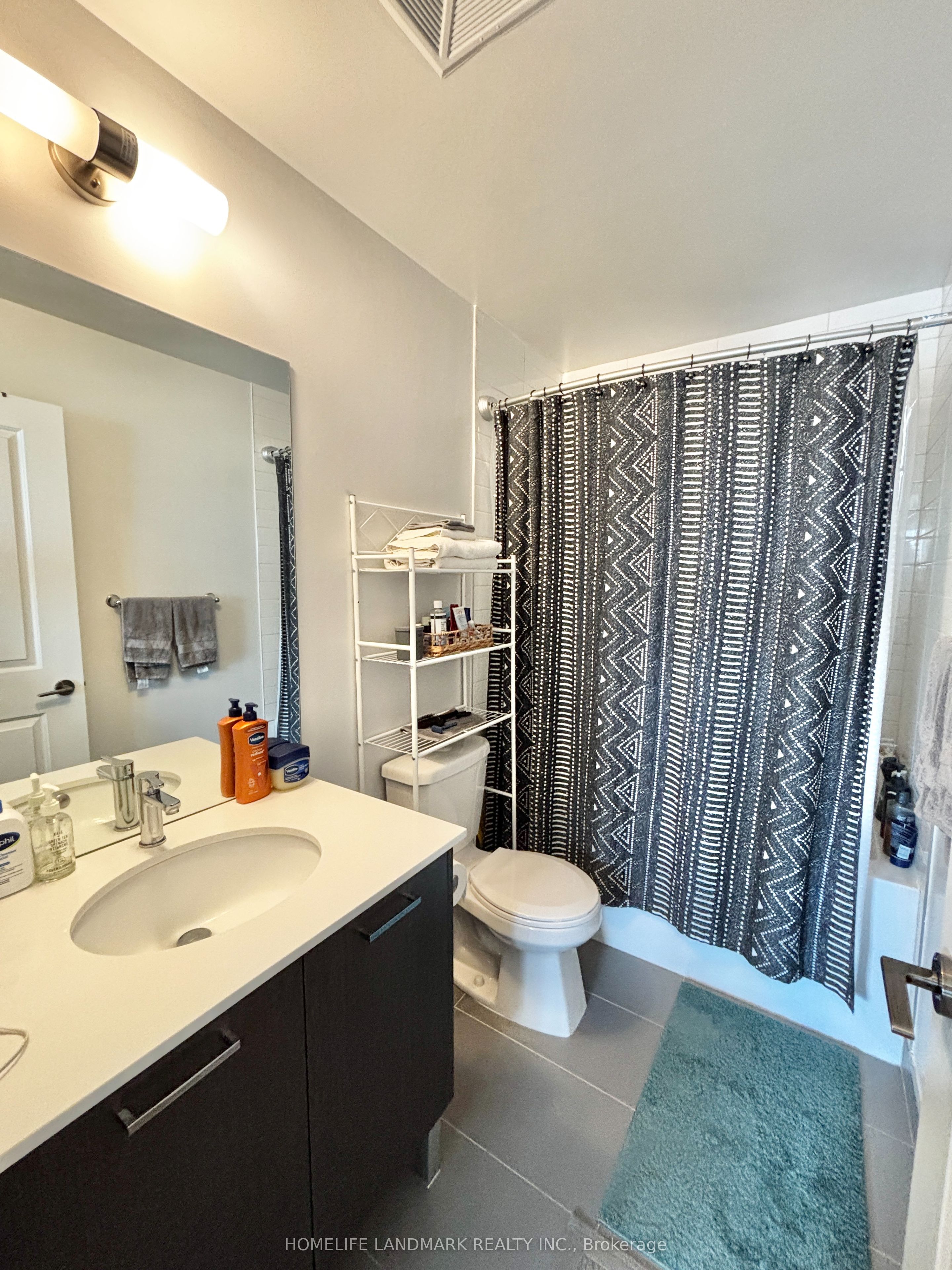 11 Lillian Street 1408, Toronto, ON M4S 0C3 photo 4
