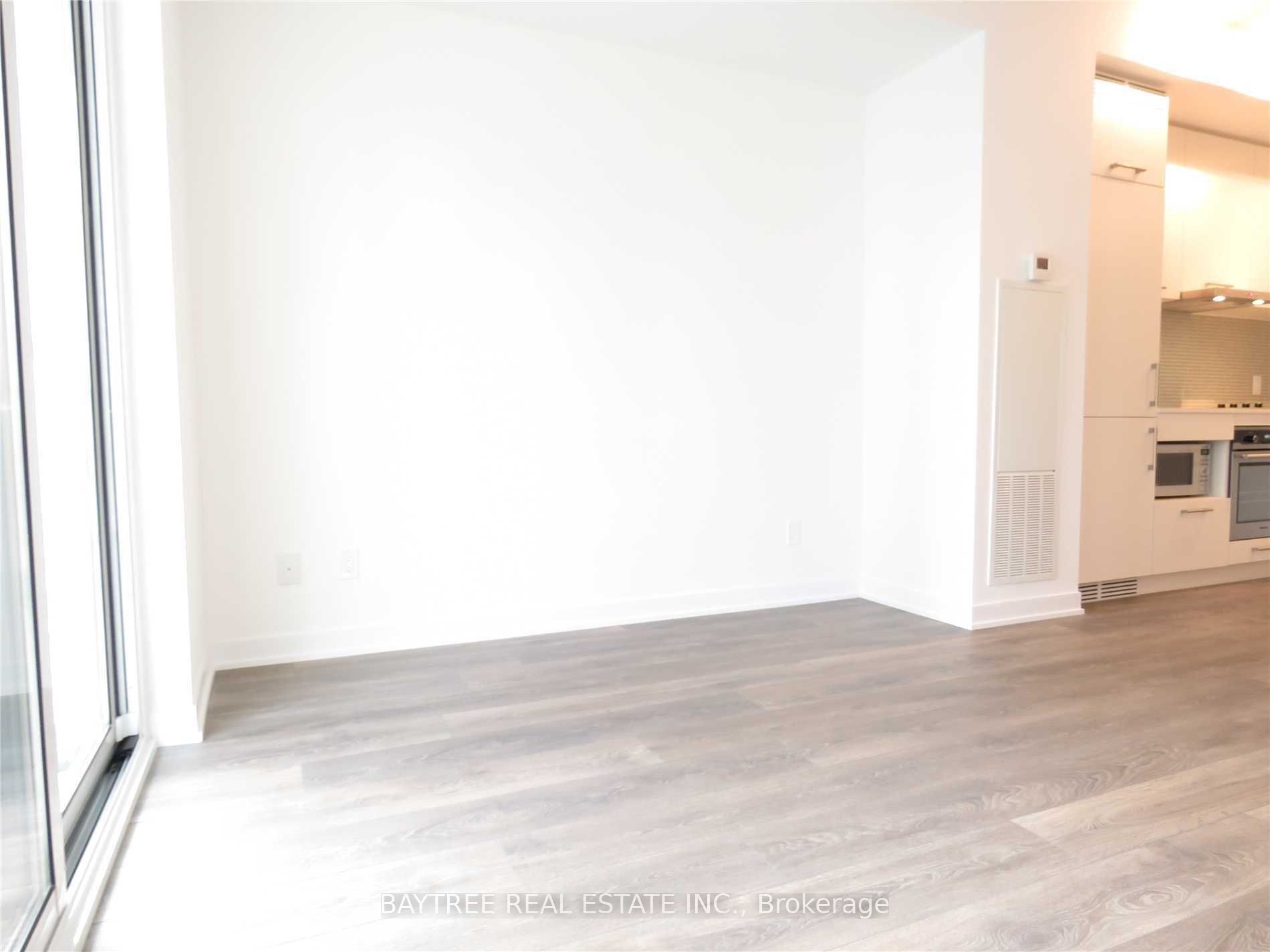 87 Peter Street 2416, Toronto, ON M5V 2G4 photo 4