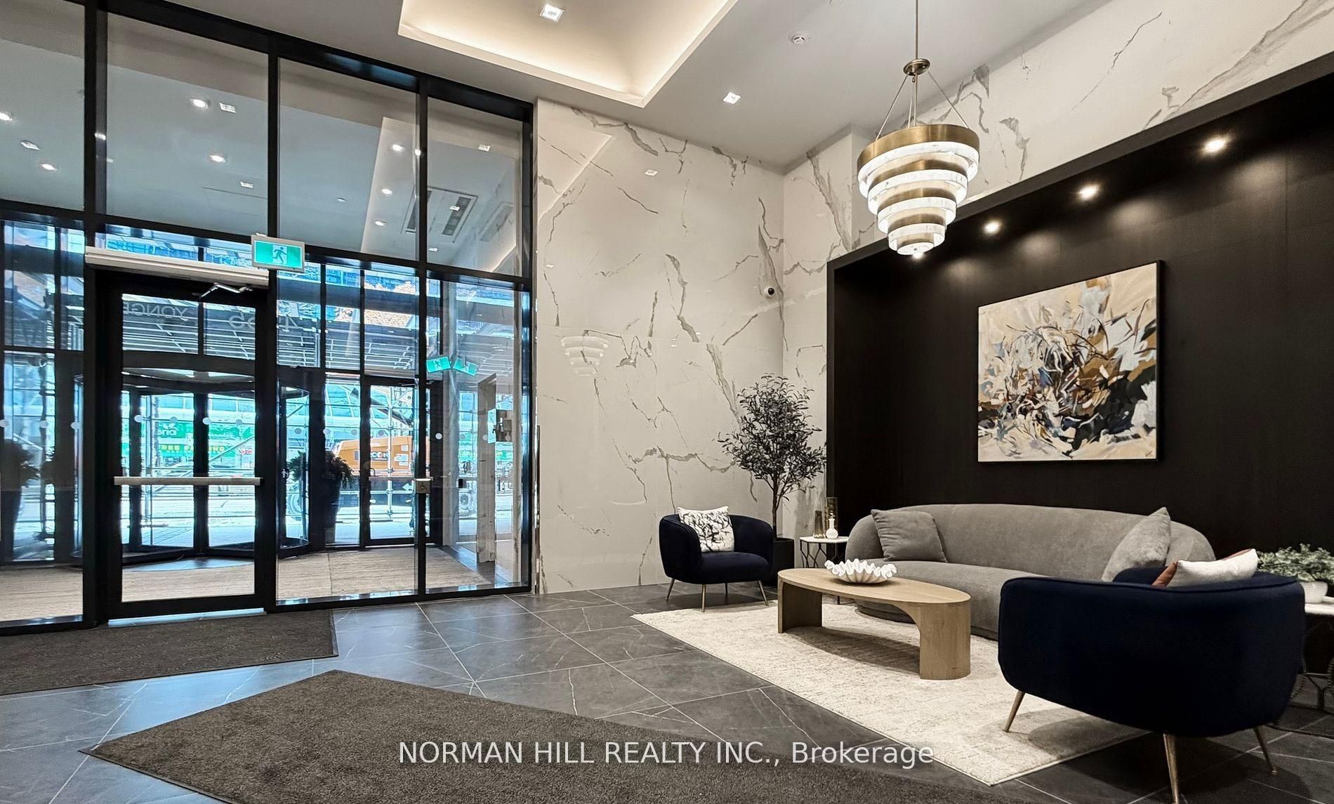 4955 Yonge Street 2805, Toronto, ON M2N 0L8 photo 3