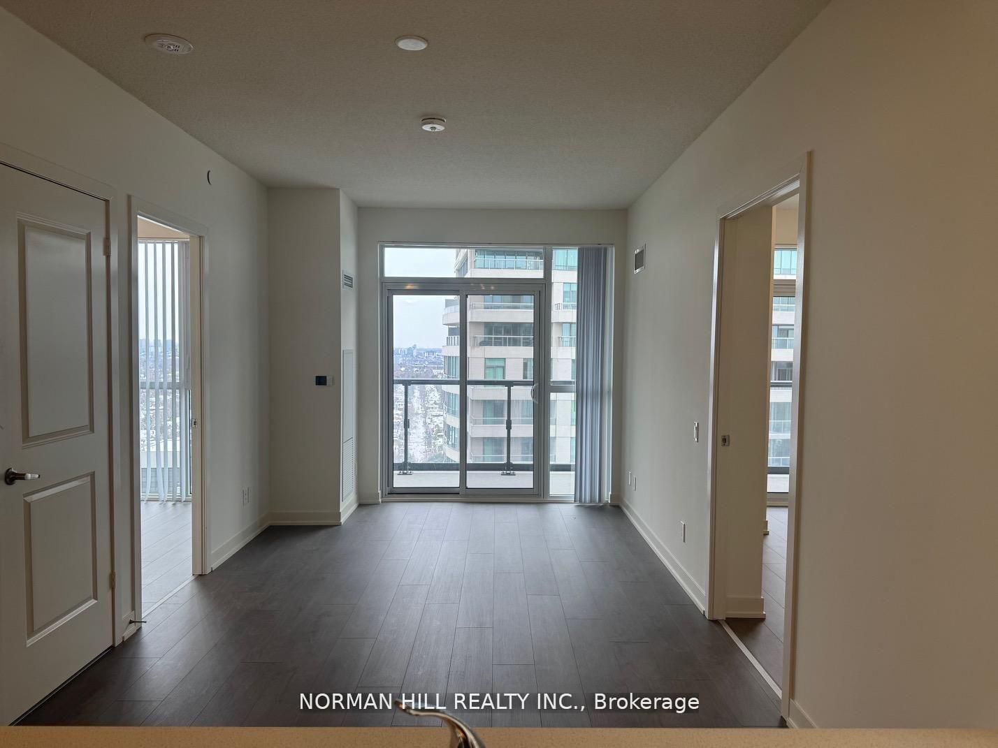 4955 Yonge Street 2805, Toronto, ON M2N 0L8 photo 4