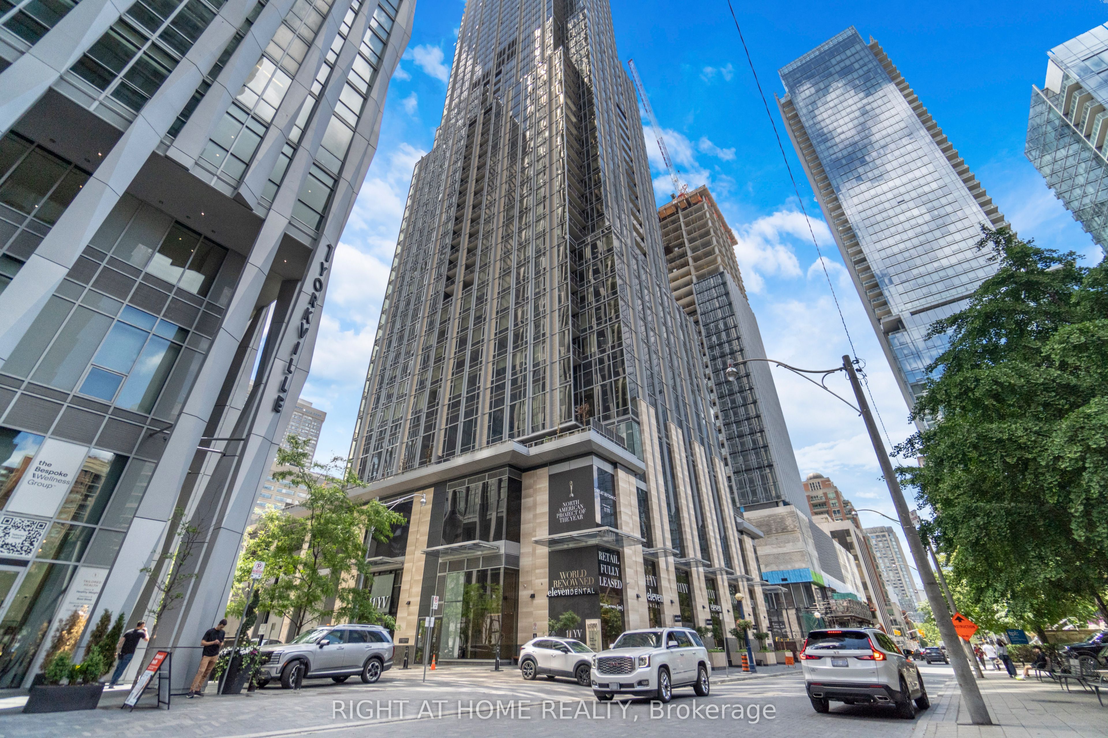 11 Yorkville Avenue 2113, Toronto, ON M4W 0B7 photo 2