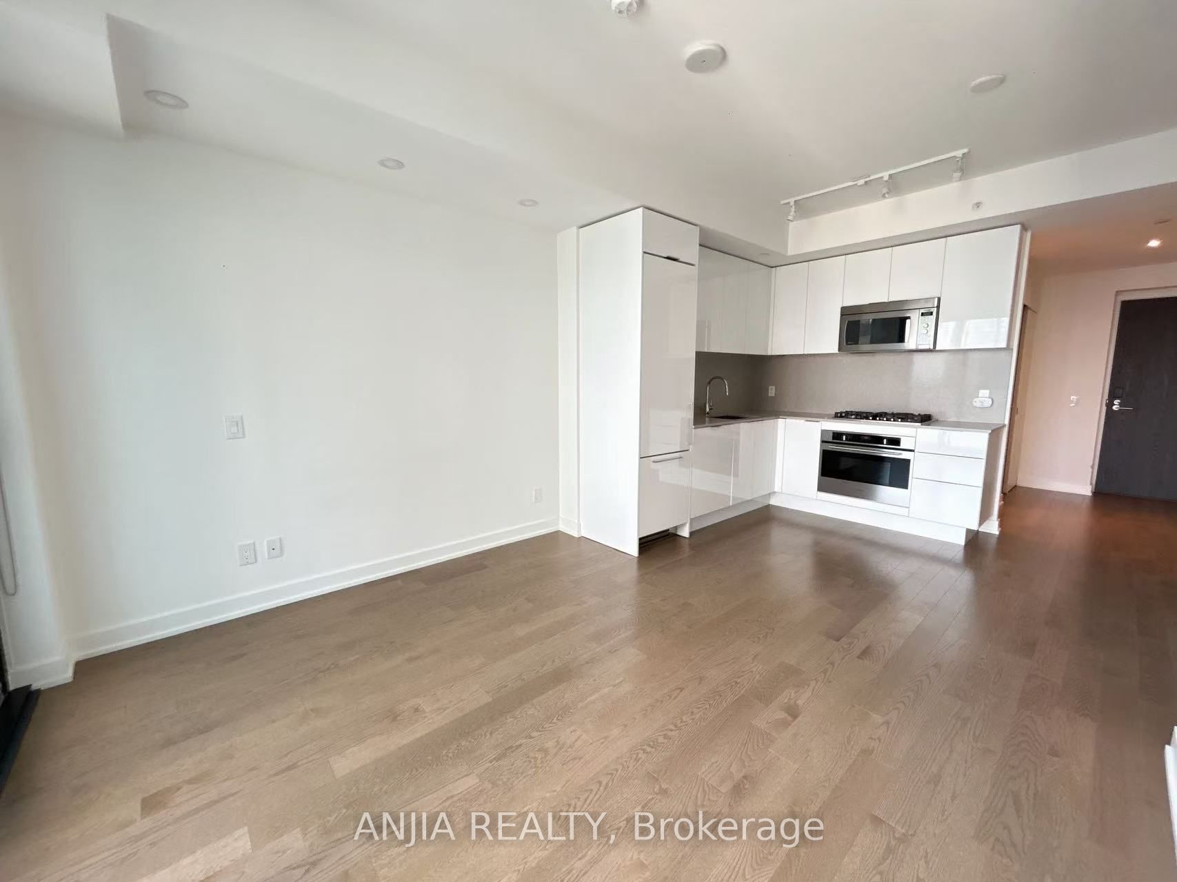 20 Lombard Street 4105, Toronto, ON M5C 0A7 photo 4