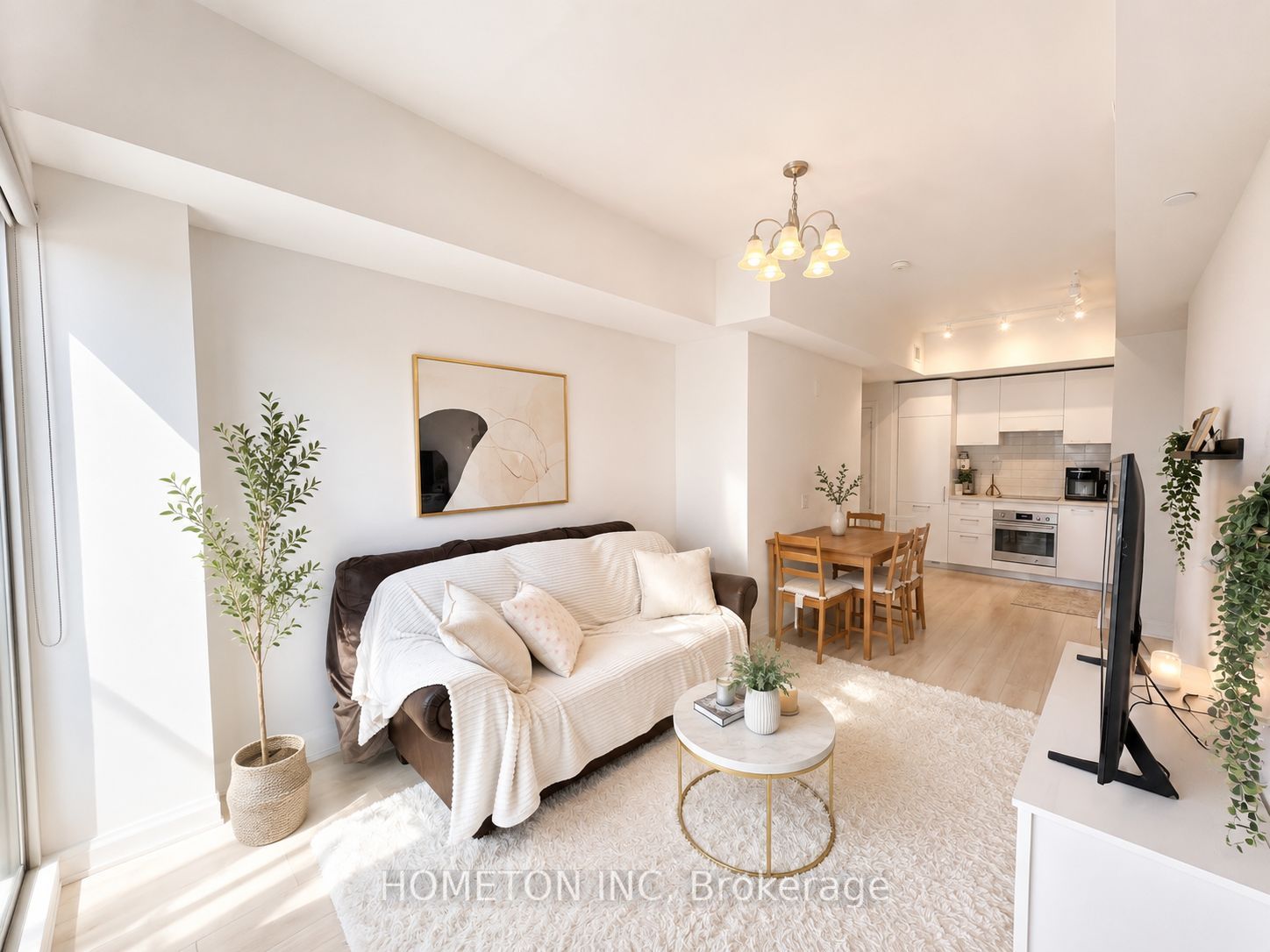 33 Frederick Todd Way 817, Toronto, ON M4G 0C9 photo 2