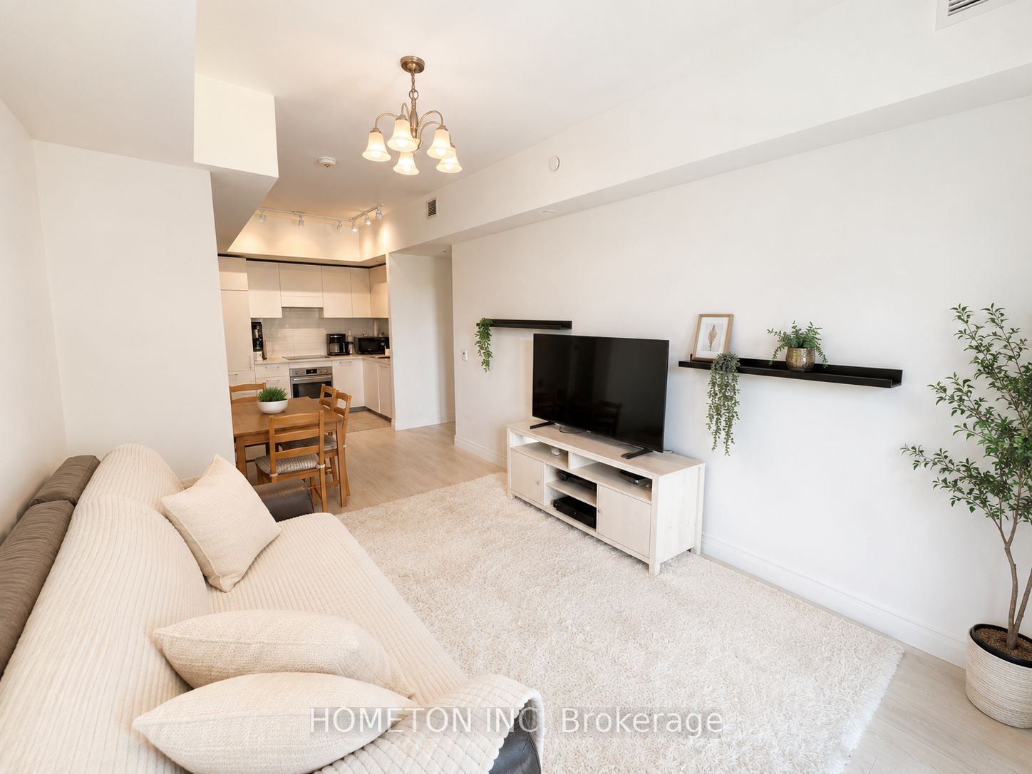 33 Frederick Todd Way 817, Toronto, ON M4G 0C9 photo 5