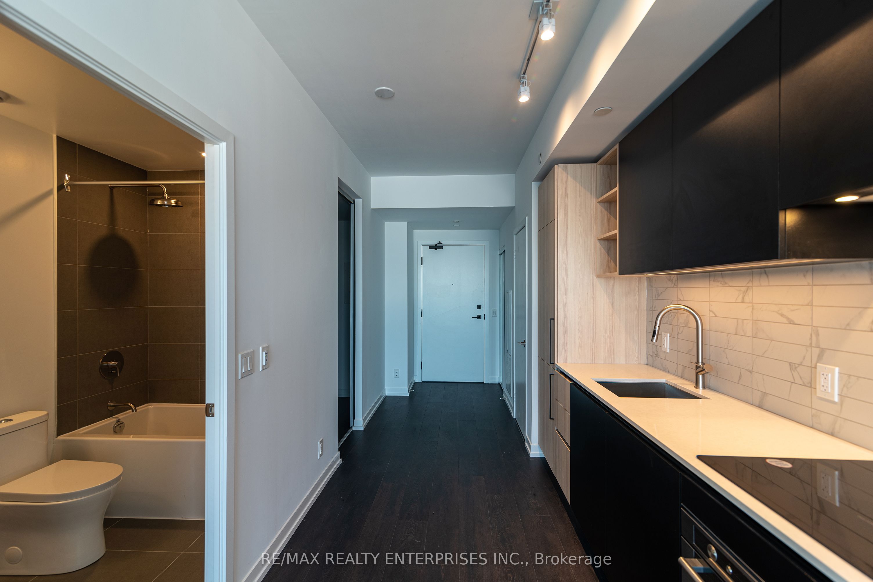 55 Mercer Street 4315, Toronto, ON M5V 0W4 photo 5