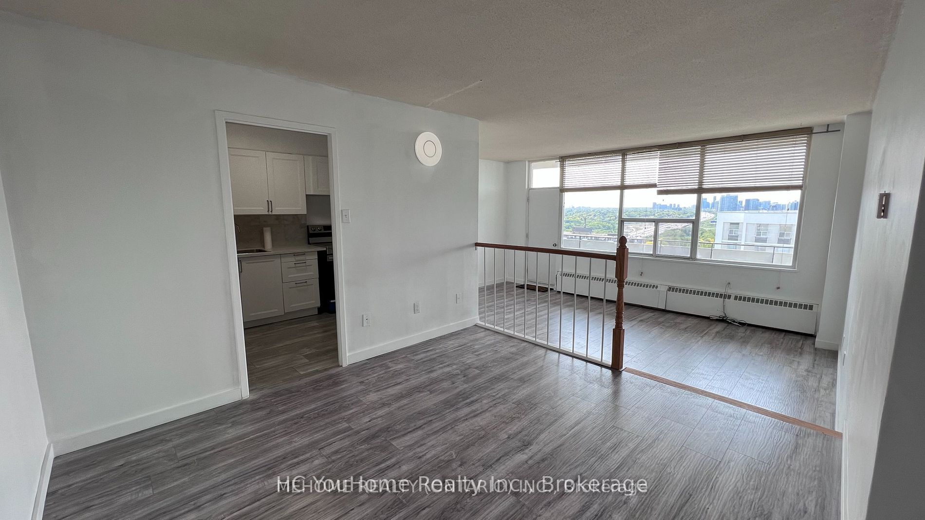 20 Forest Manor Road 1704, Toronto, ON M2J 1M2 photo 2