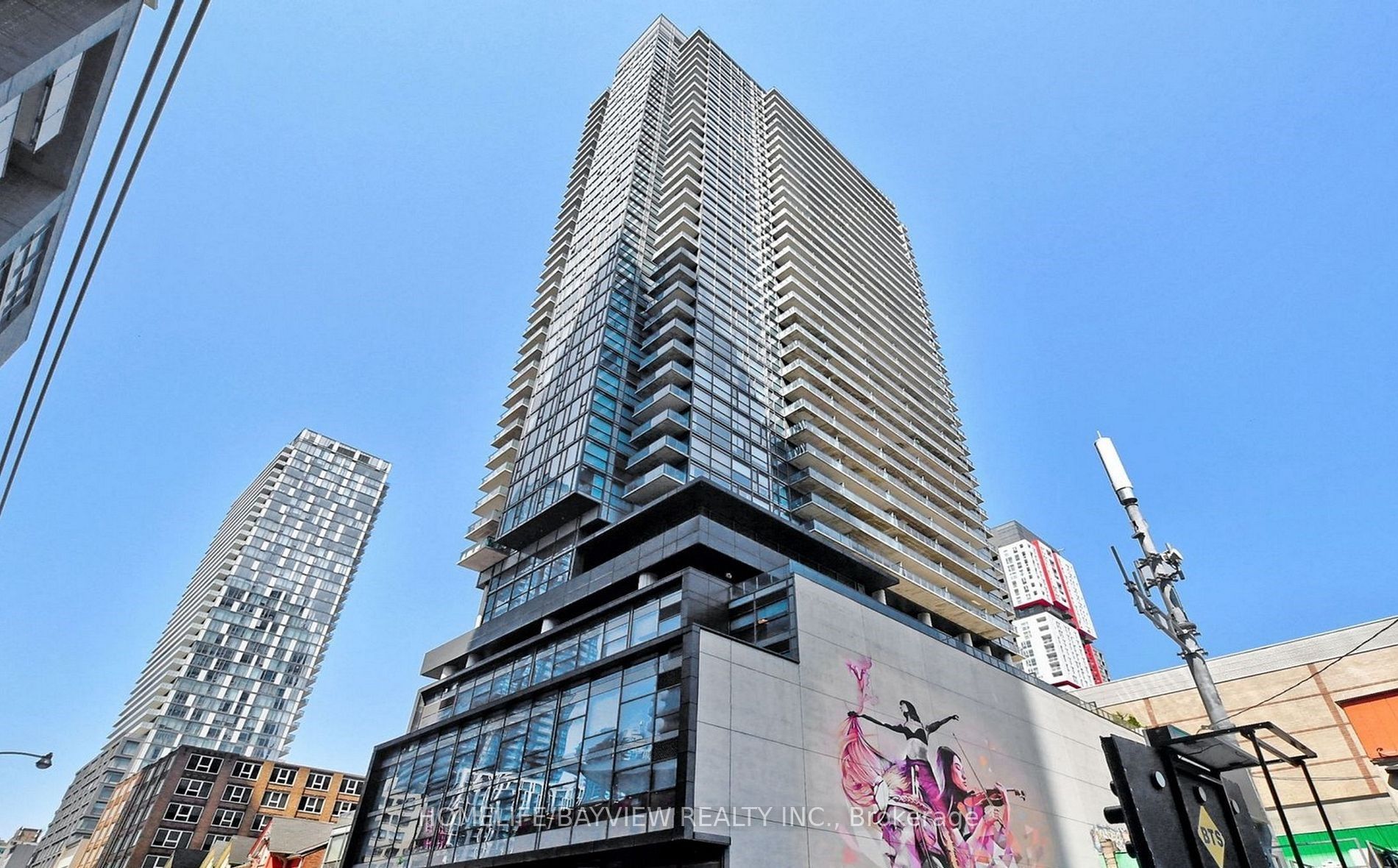 290 Adelaide Street W 3707, Toronto, ON M5V 0P3