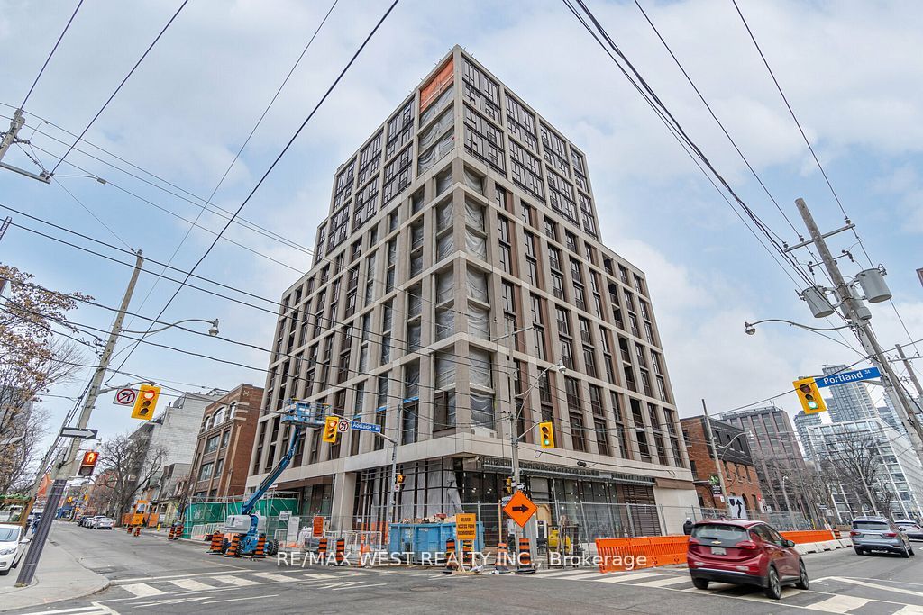 123 Portland Street 403, Toronto, ON M5V 2N4