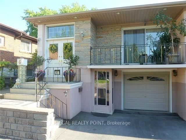 6 Harrington Crescent, Toronto, ON M2M 2Y5 photo 2