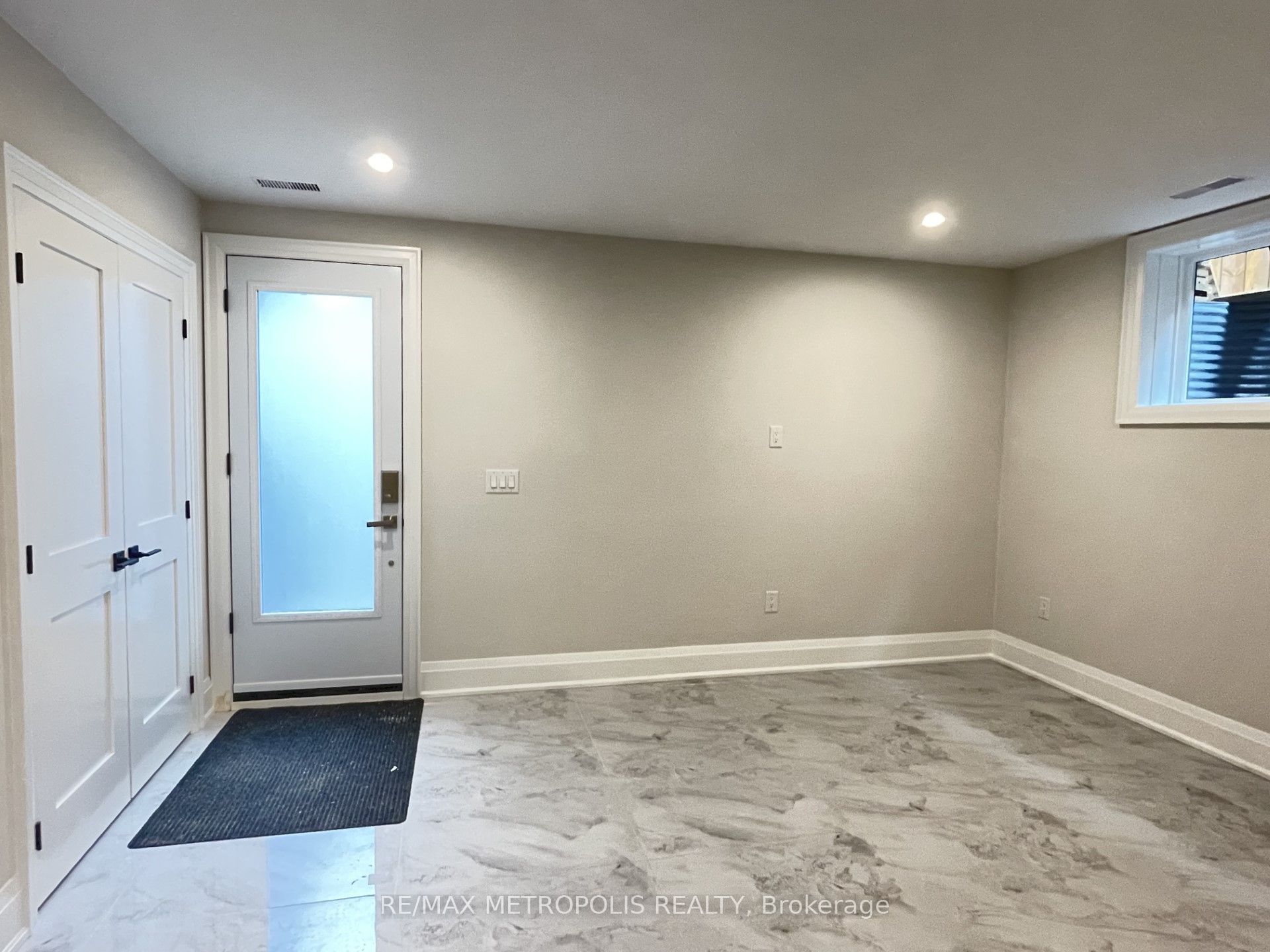 165 Manning Avenue Bsmt, Toronto, ON M6J 2K6 photo 5