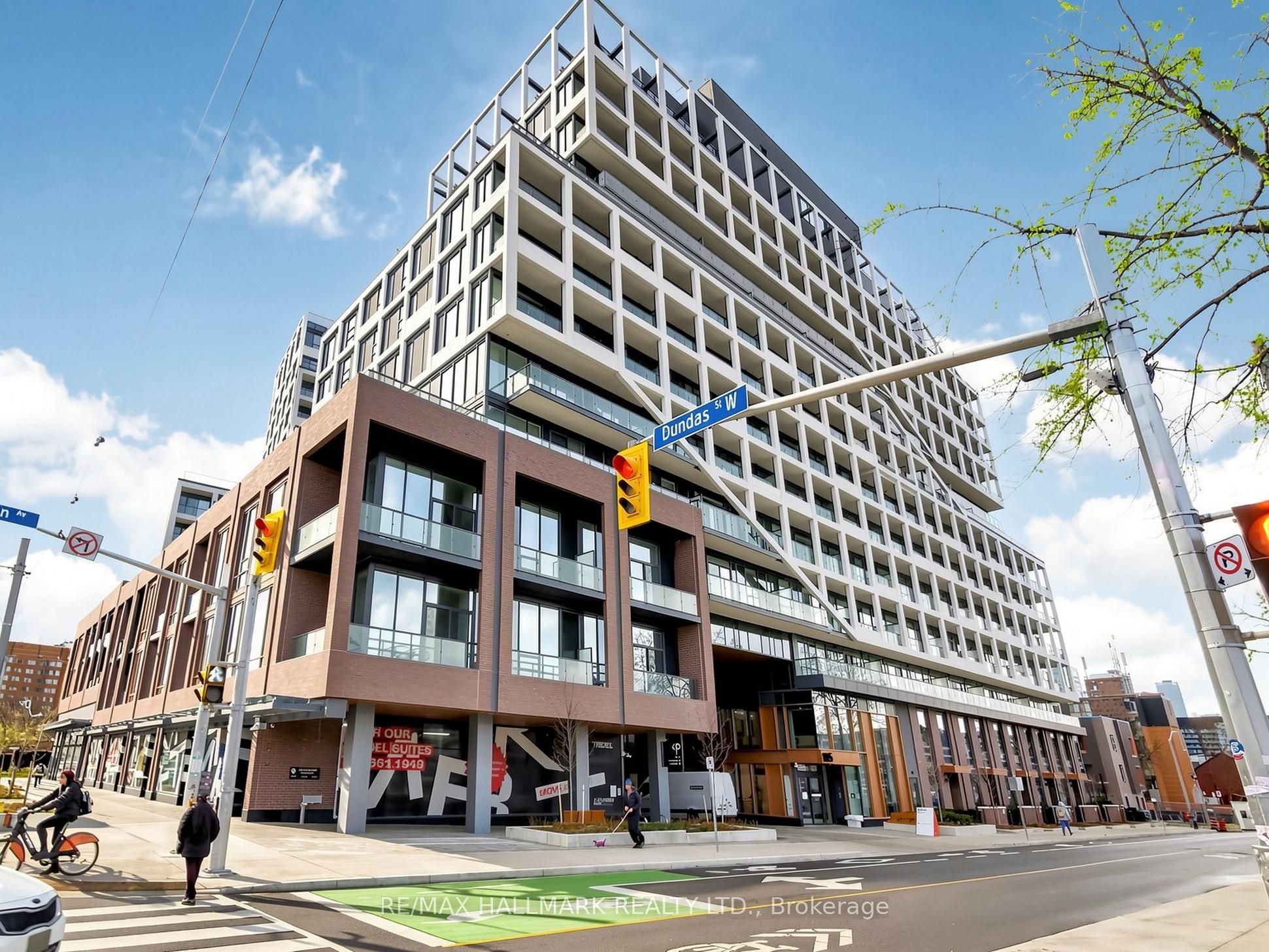 115 Denison Avenue 1210, Toronto, ON M5T 0E6 photo 2