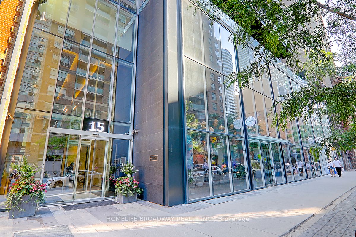 15 Grenville Street 909, Toronto, ON M4Y 0B9