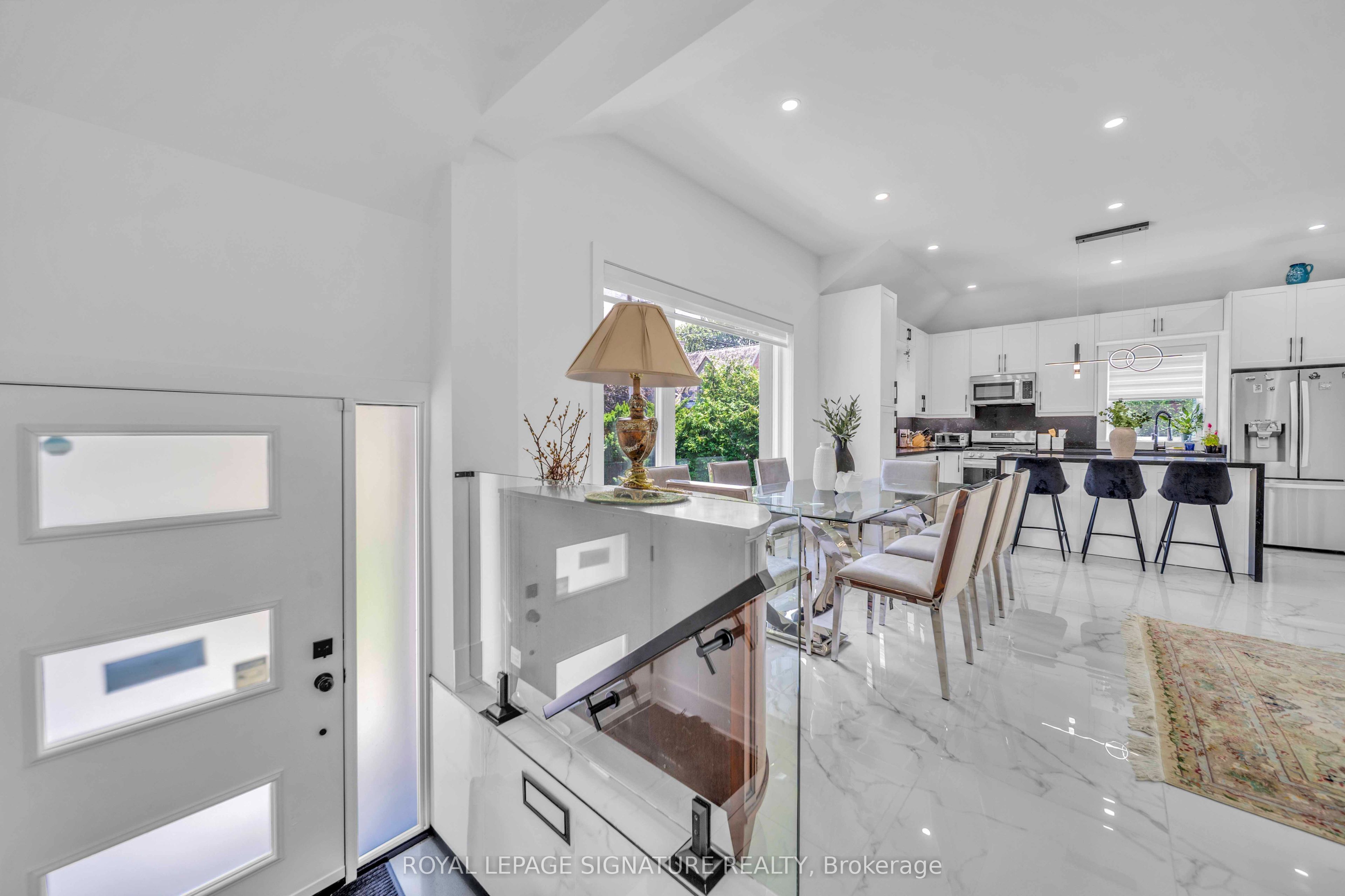 3 Pamcrest Drive, Toronto, ON M2M 2L9 photo 3