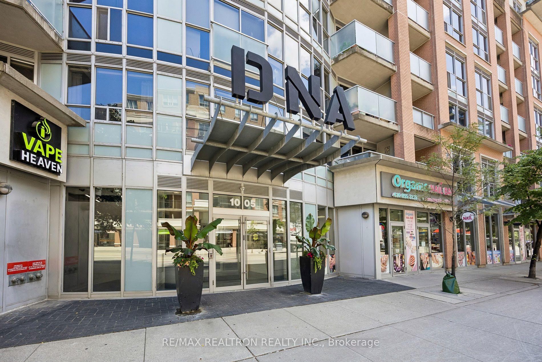 1005 King Street 512, Toronto, ON M6K 3M8 photo 3