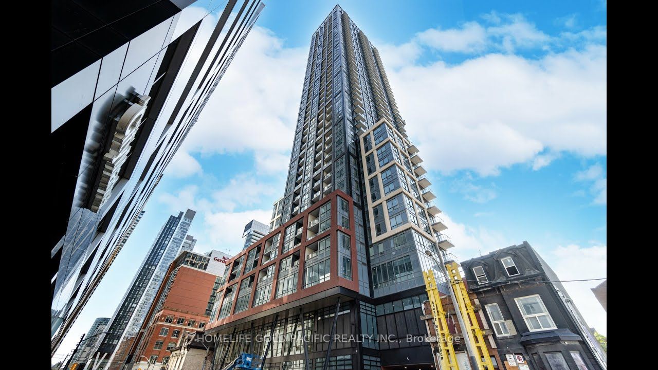 108 Peter Street 622, Toronto, ON M5V 0W2