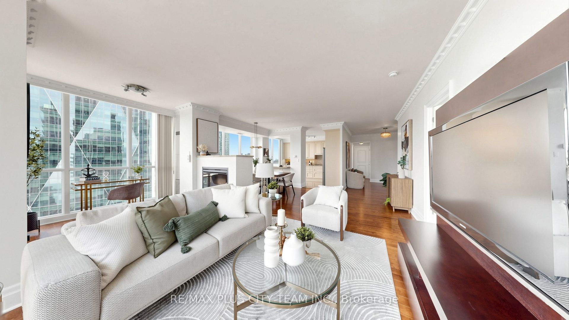 16 Harbour Street 4302, Toronto, ON M5J 2Z7 photo 5
