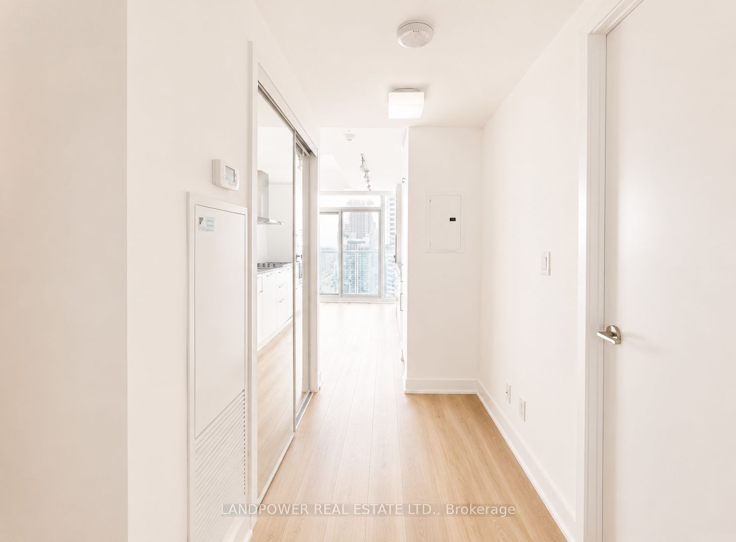 400 Adelaide Street E 1510, Toronto, ON M5A 4S3 photo 5