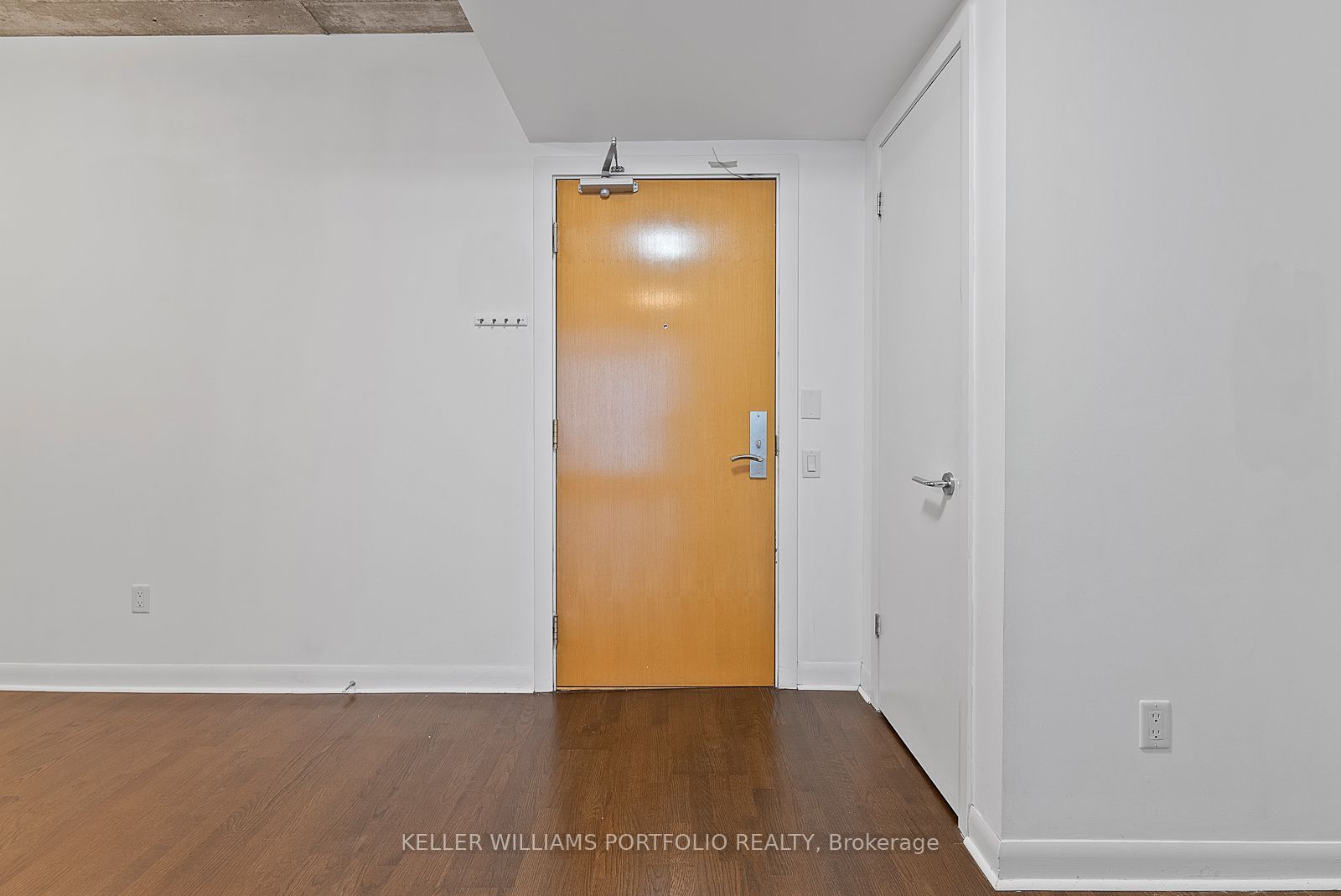 375 King Street W 1805, Toronto, ON M5V 1K5 photo 4