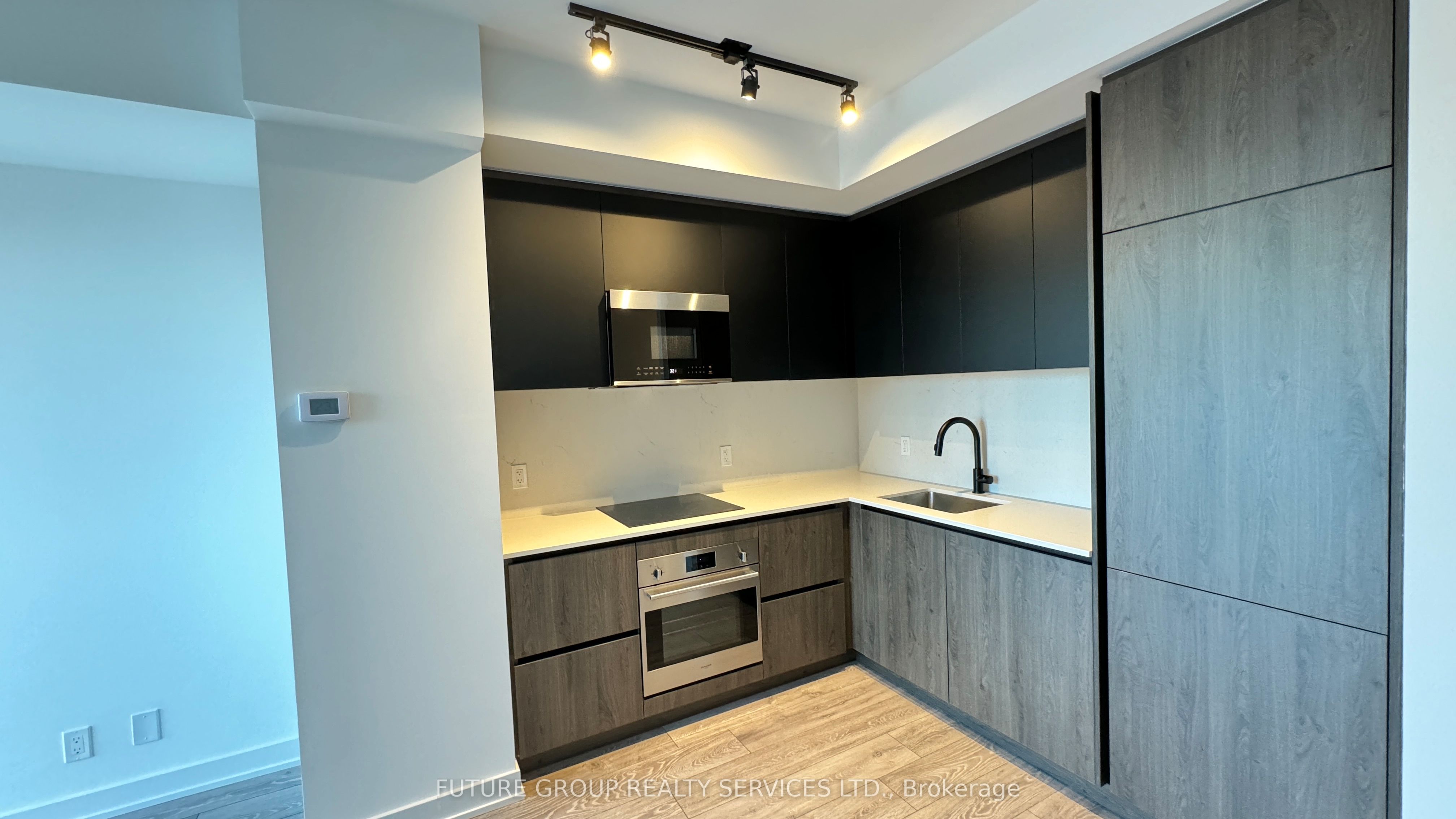 108 Peter Street 3515, Toronto, ON M5V 0W2 photo 5