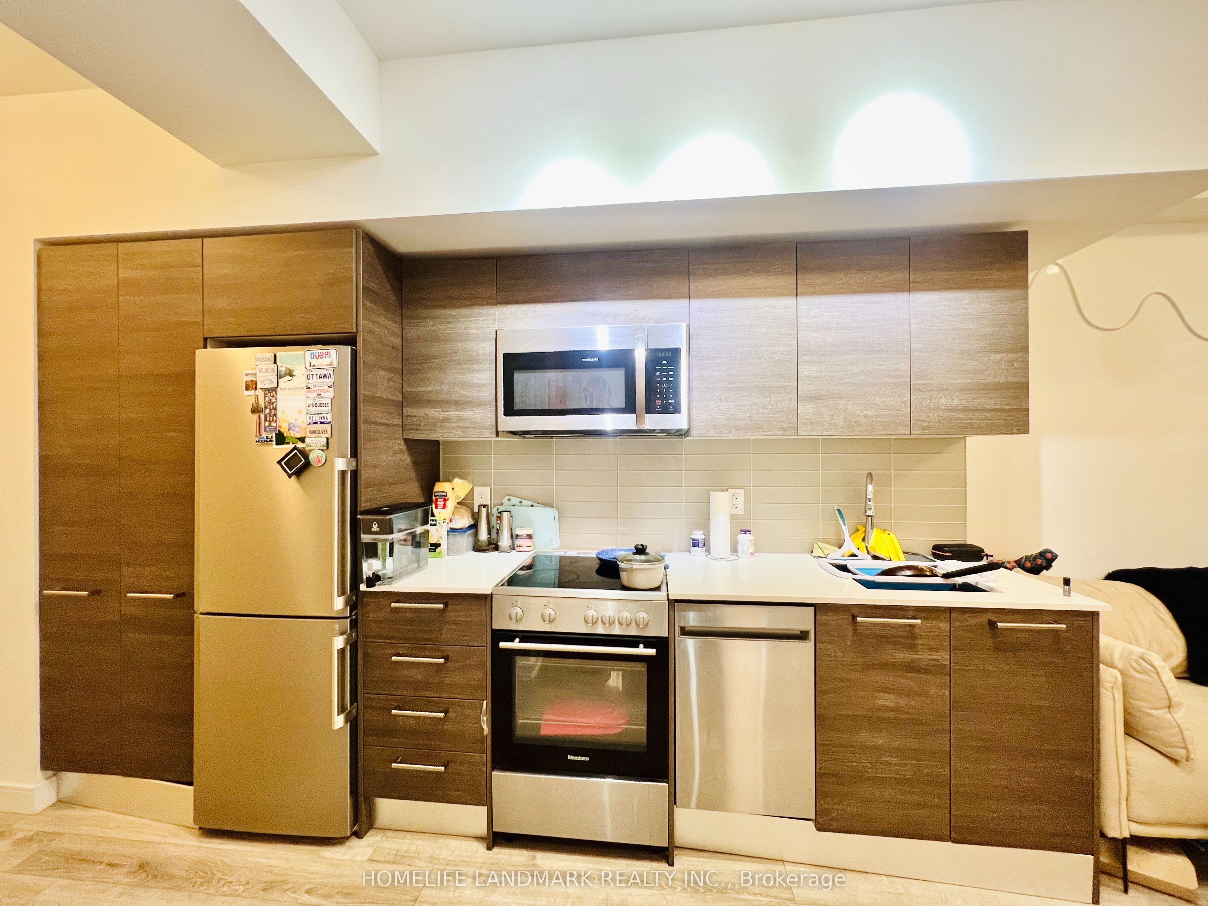 28 Wellesley Street E 1106, Toronto, ON M4Y 0C4 photo 5