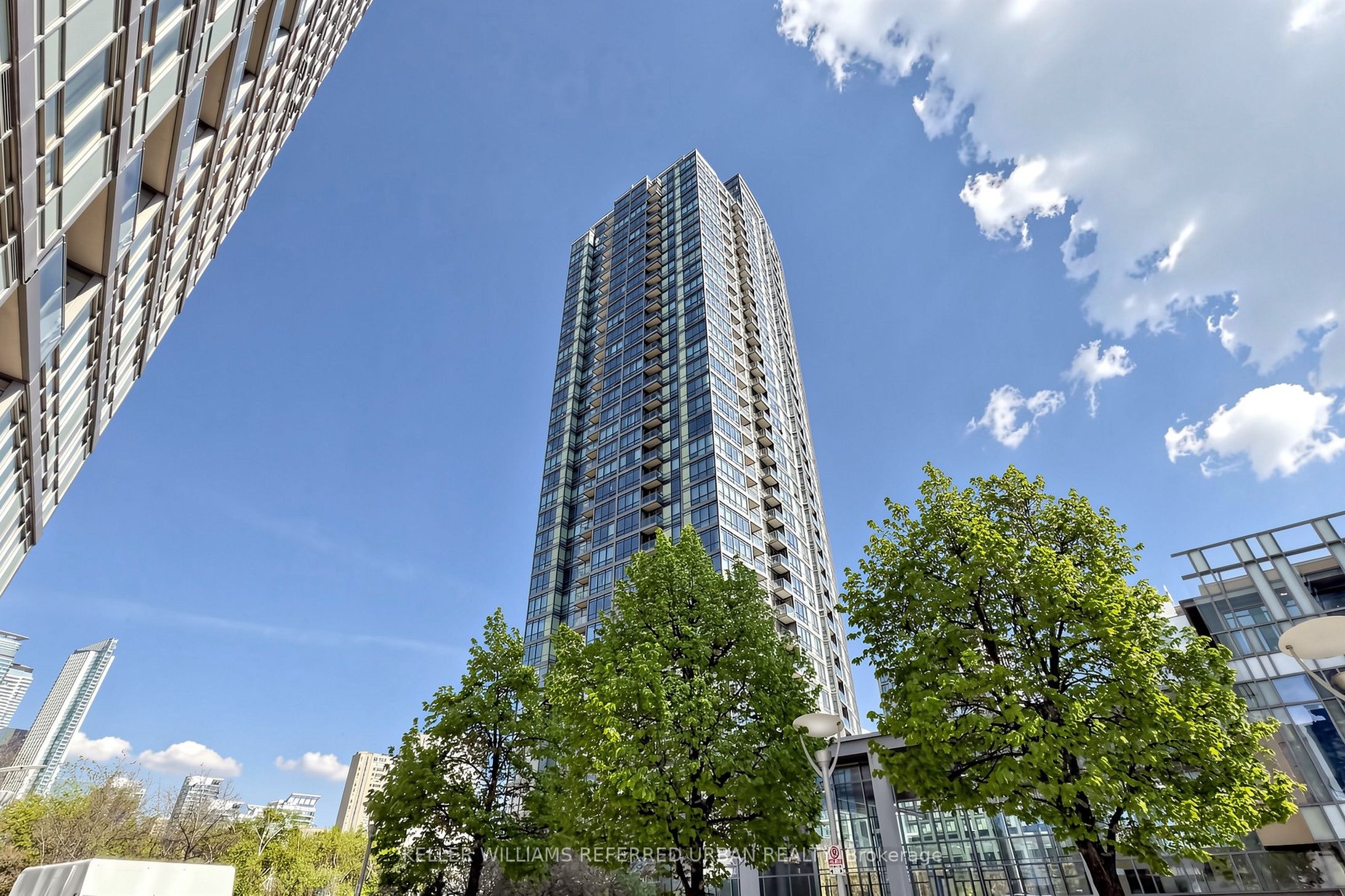 5 Mariner Terrace 1610, Toronto, ON M5V 3V6