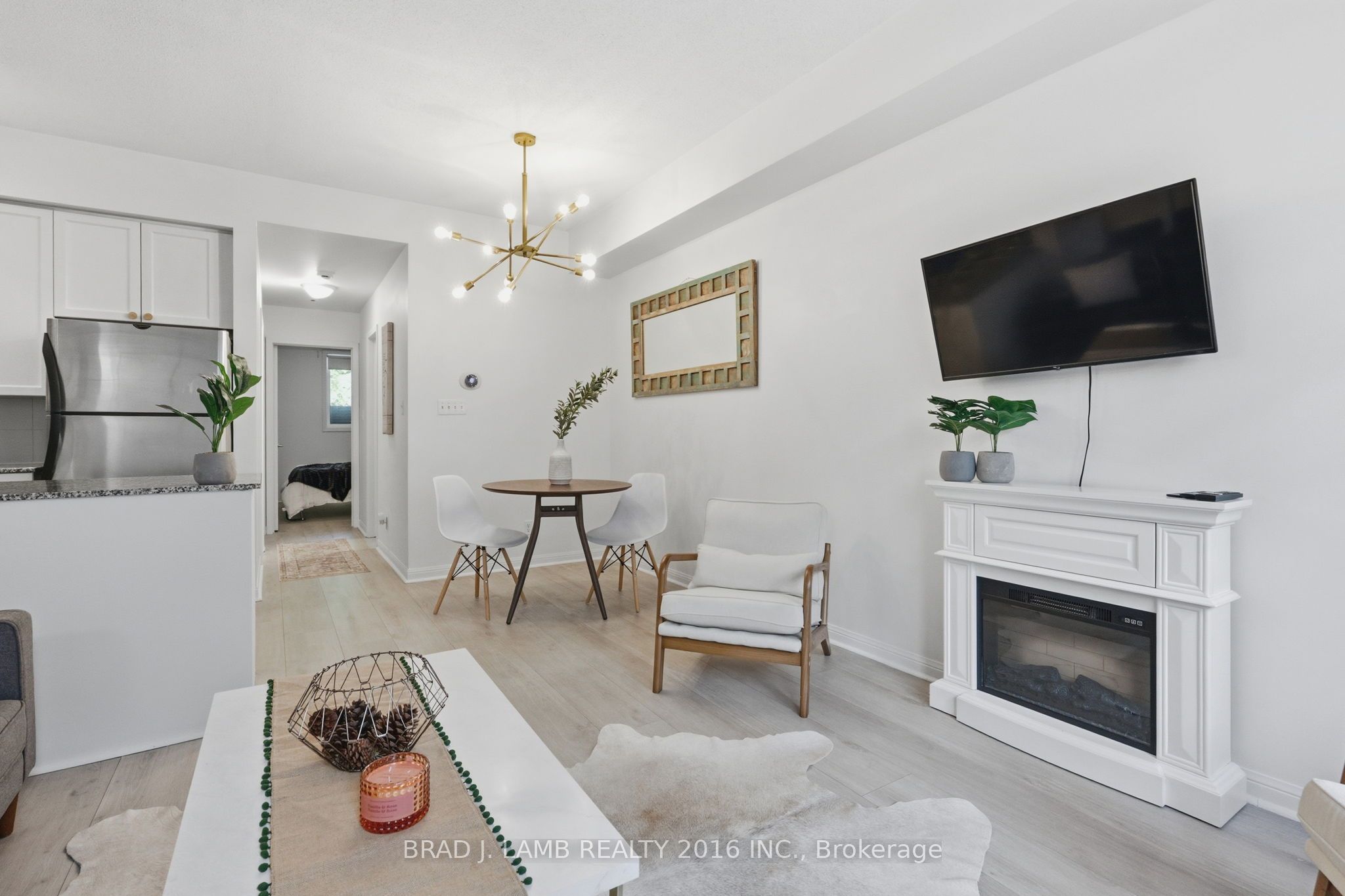 80 Carr Street 29, Toronto, ON M5T 1B7 photo 5