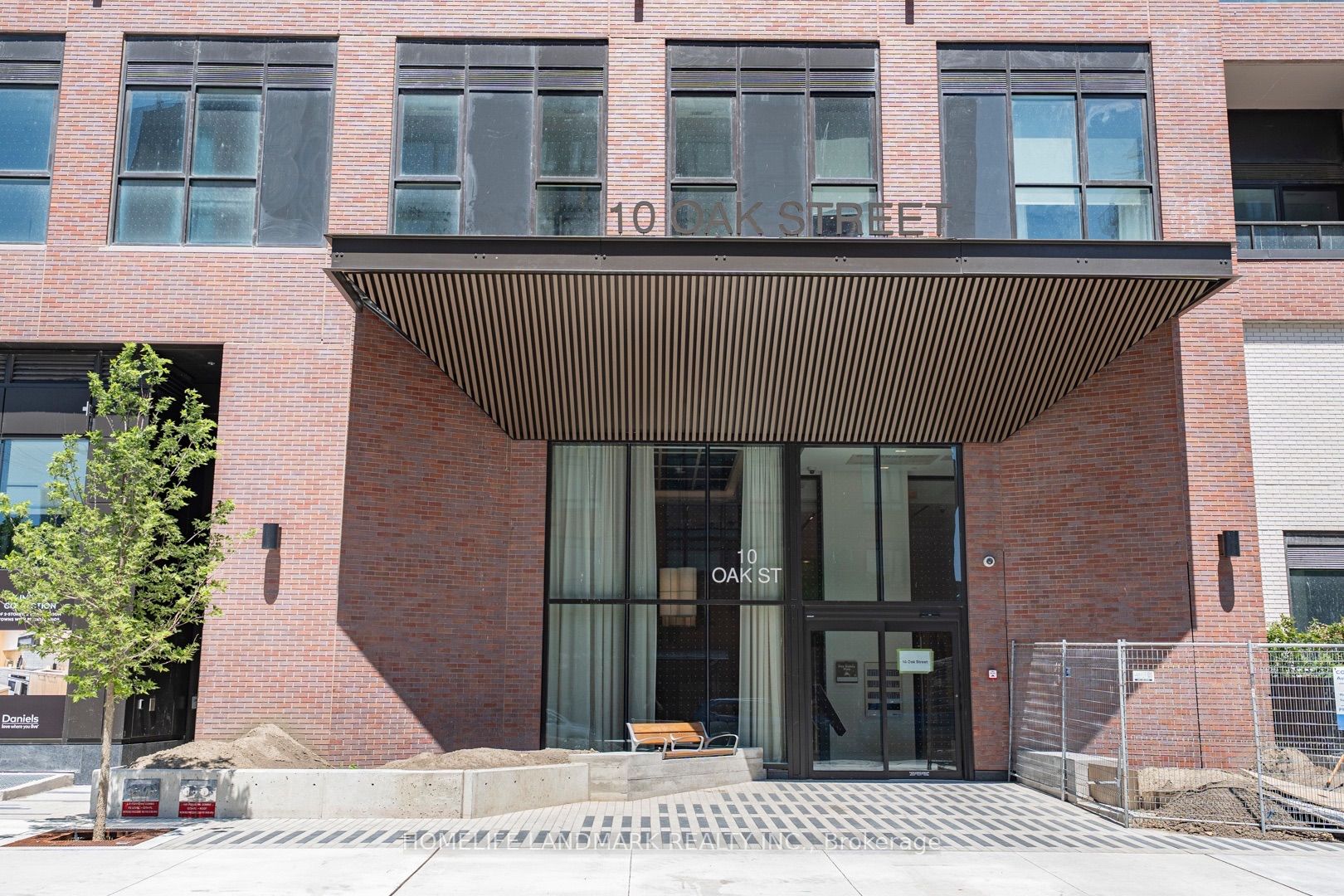 10 OAK Street 1801, Toronto, ON M5A 0Z1 photo 3