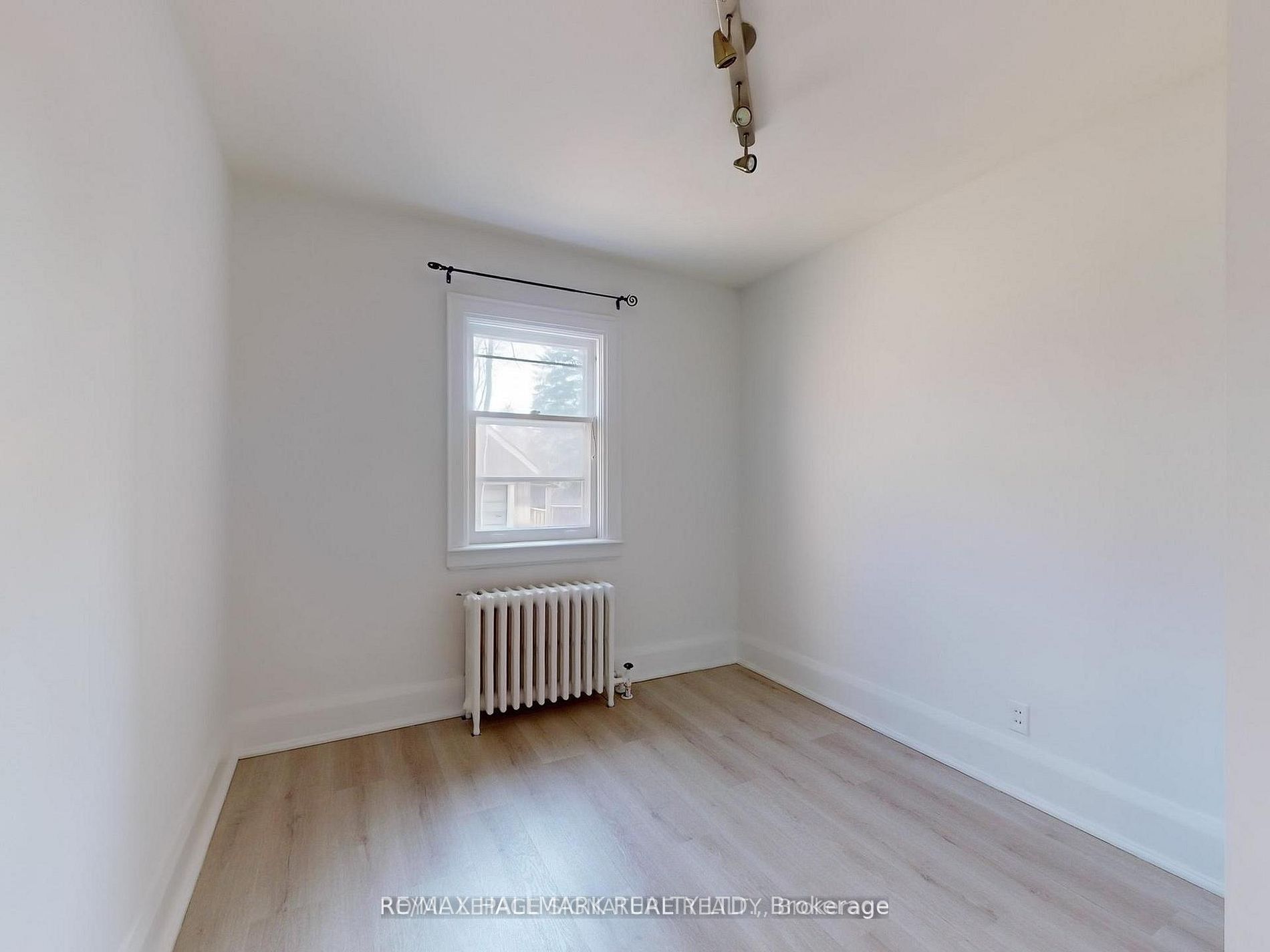 55 Banff Road, Toronto, ON M4S 2V6 photo 4