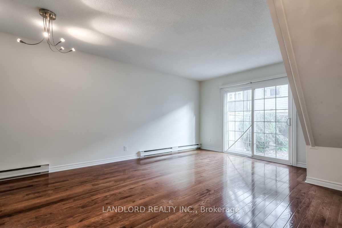 233 Berkeley Street, Toronto, ON M5A 2X3 photo 5