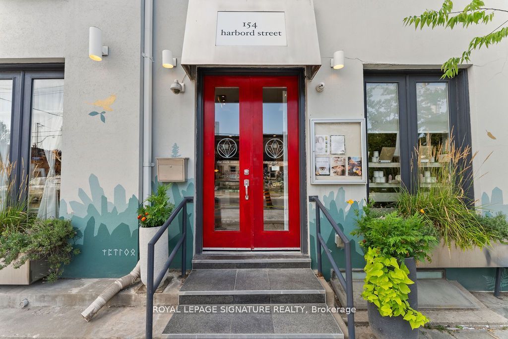 154 Harbord Street, Toronto, ON M5S 1H2 photo 4