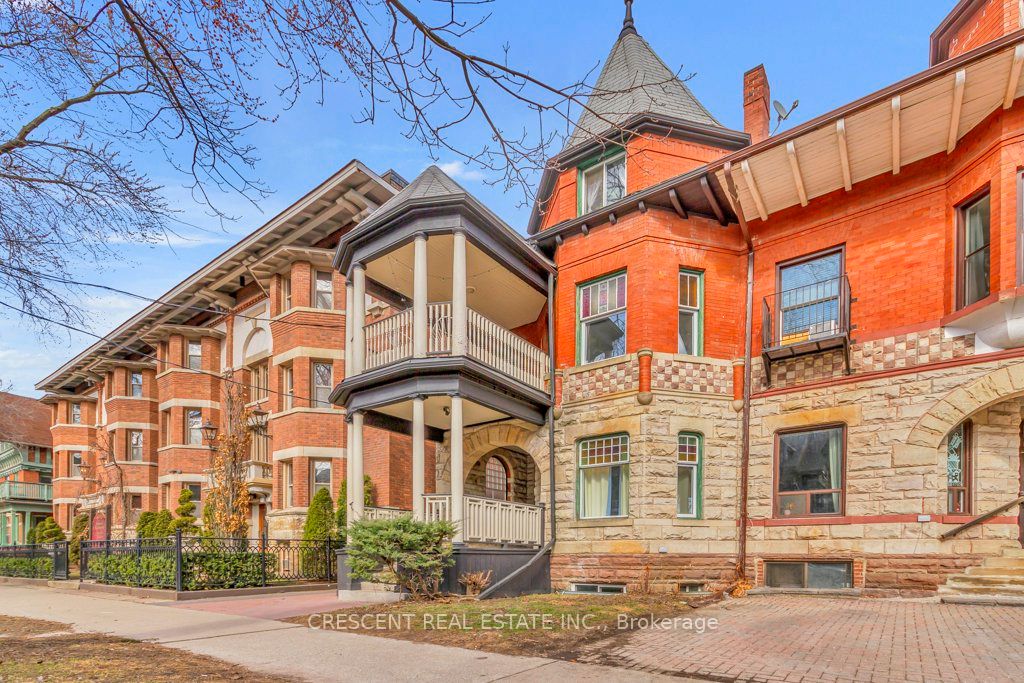 83 Madison Avenue Lower, Toronto, ON M5R 2S3 photo 2