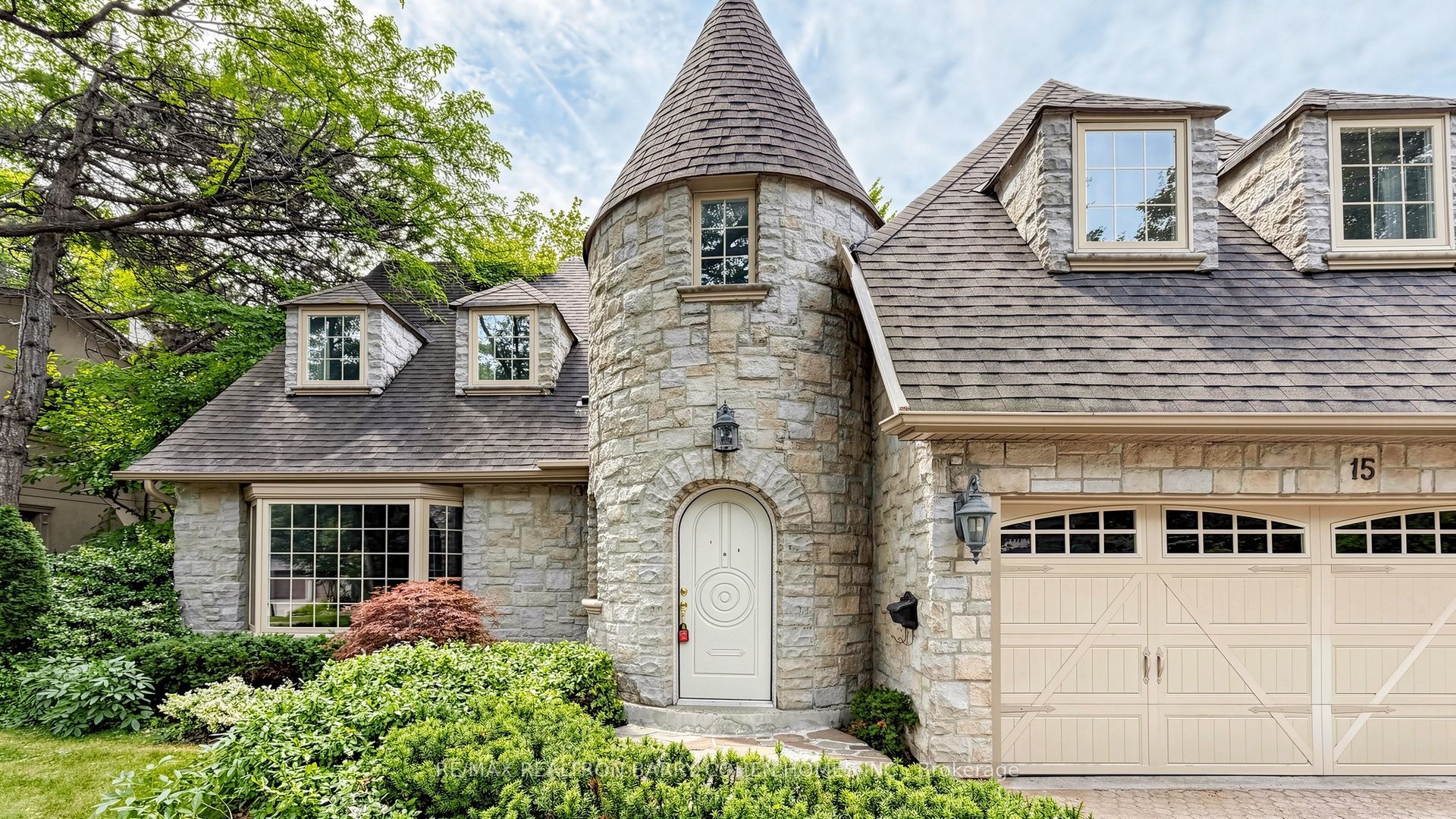 15 Sonata Crescent, Toronto, ON M3B 2C3 photo 4