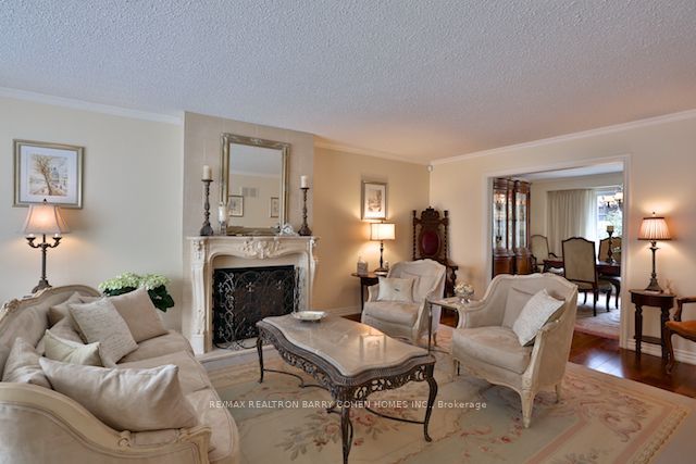 15 Sonata Crescent, Toronto, ON M3B 2C3 photo 5