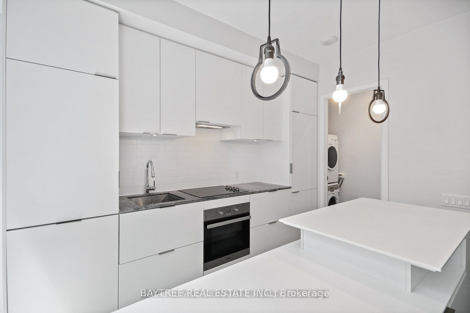 5 St Joseph Street 306, Toronto, ON M4Y 0B6 photo 2