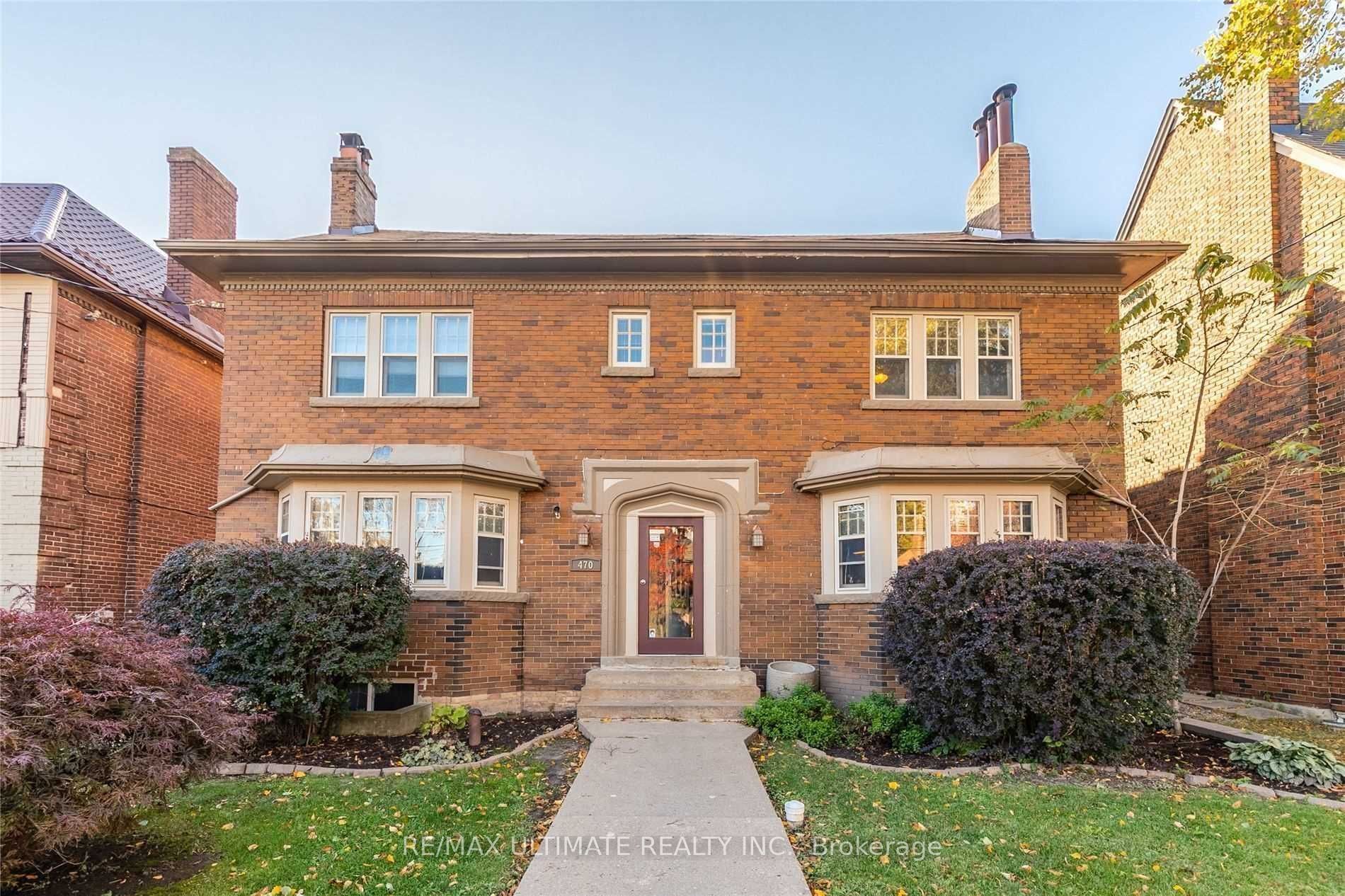 470 Oriole Parkway 3, Toronto, ON M5P 2H8