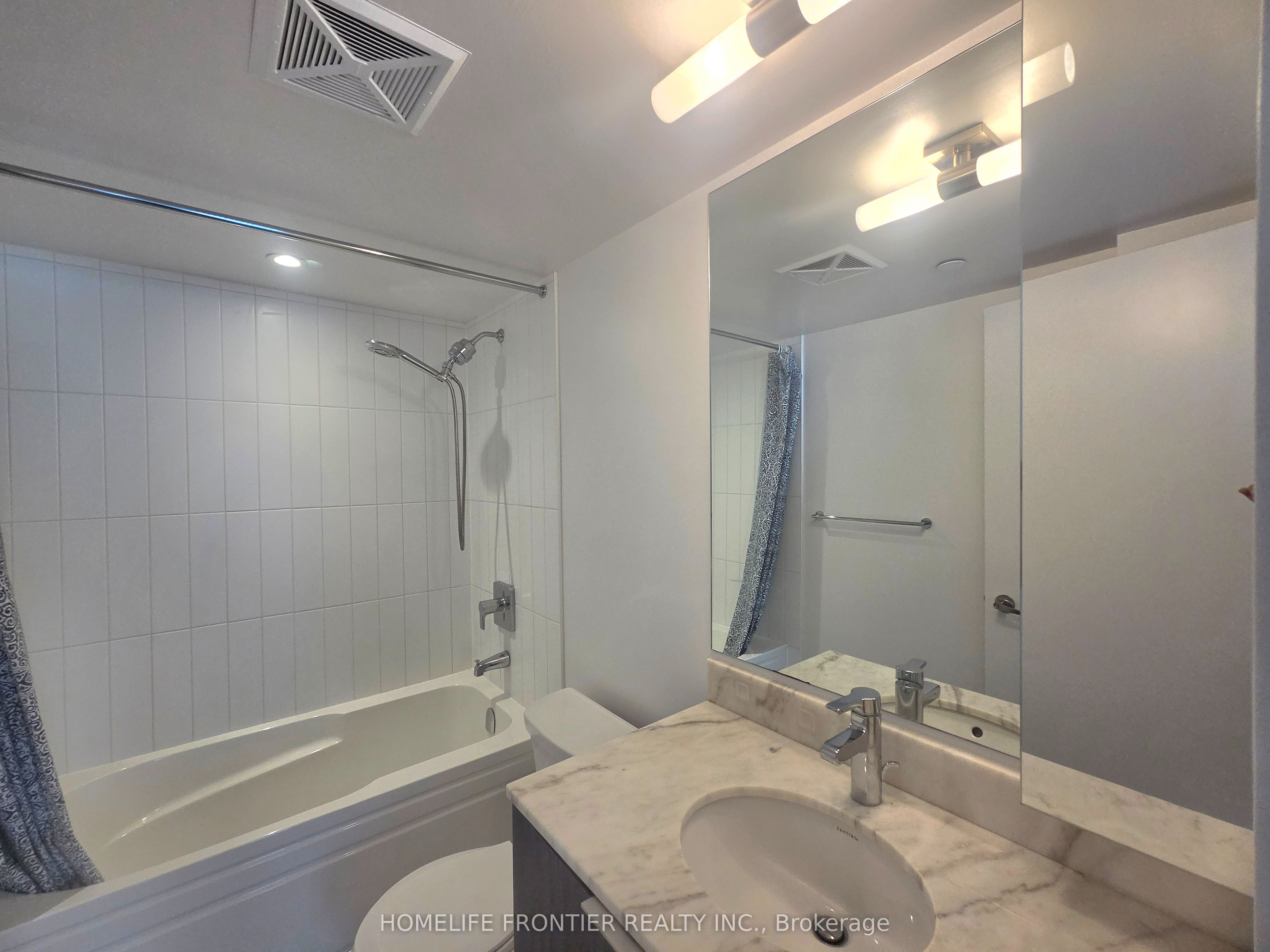 955 Bay Street 1701, Toronto, ON M5S 2A2 photo 4