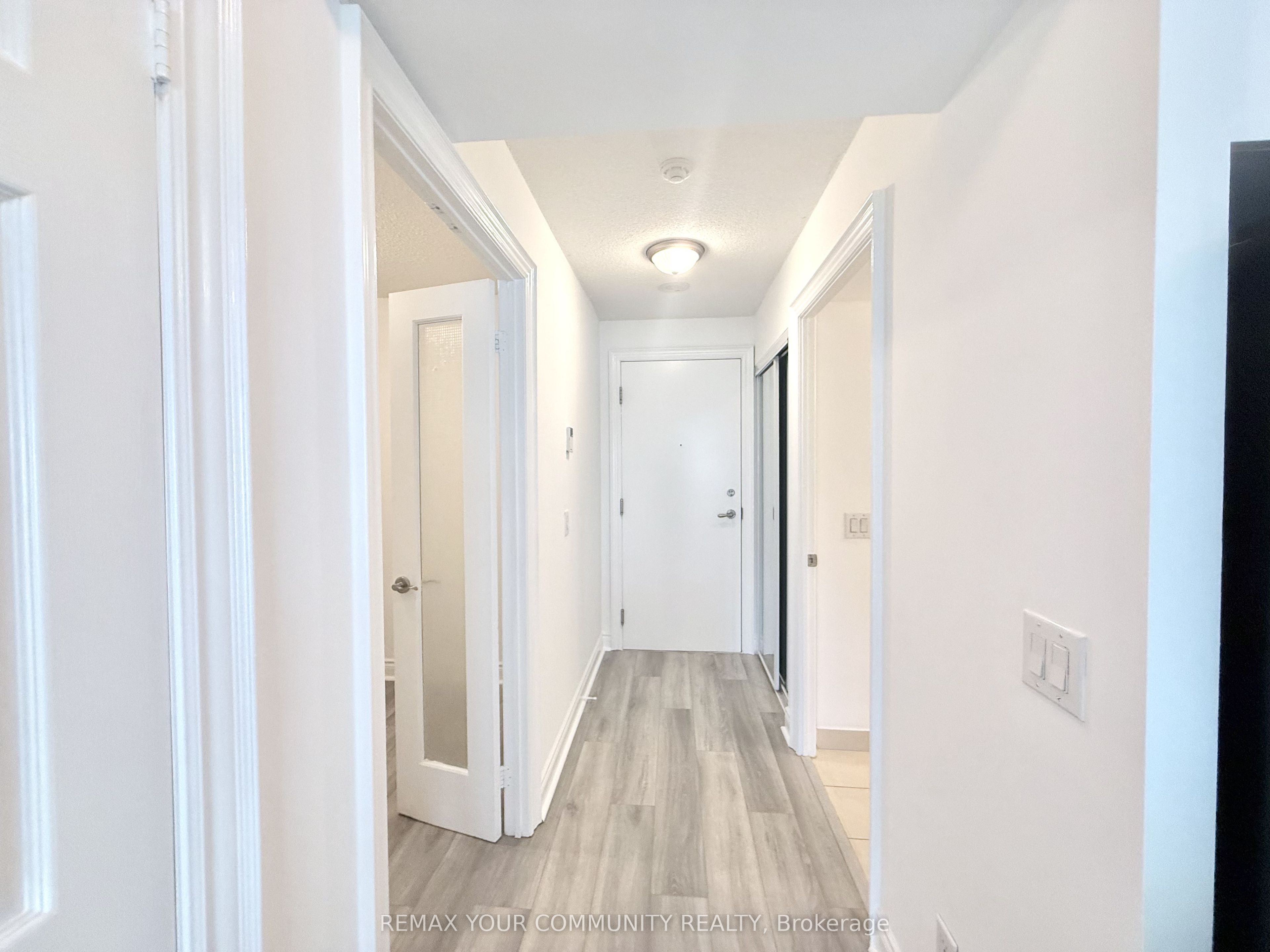 25 Greenview Avenue 622, Toronto, ON M2M 0A5 photo 4