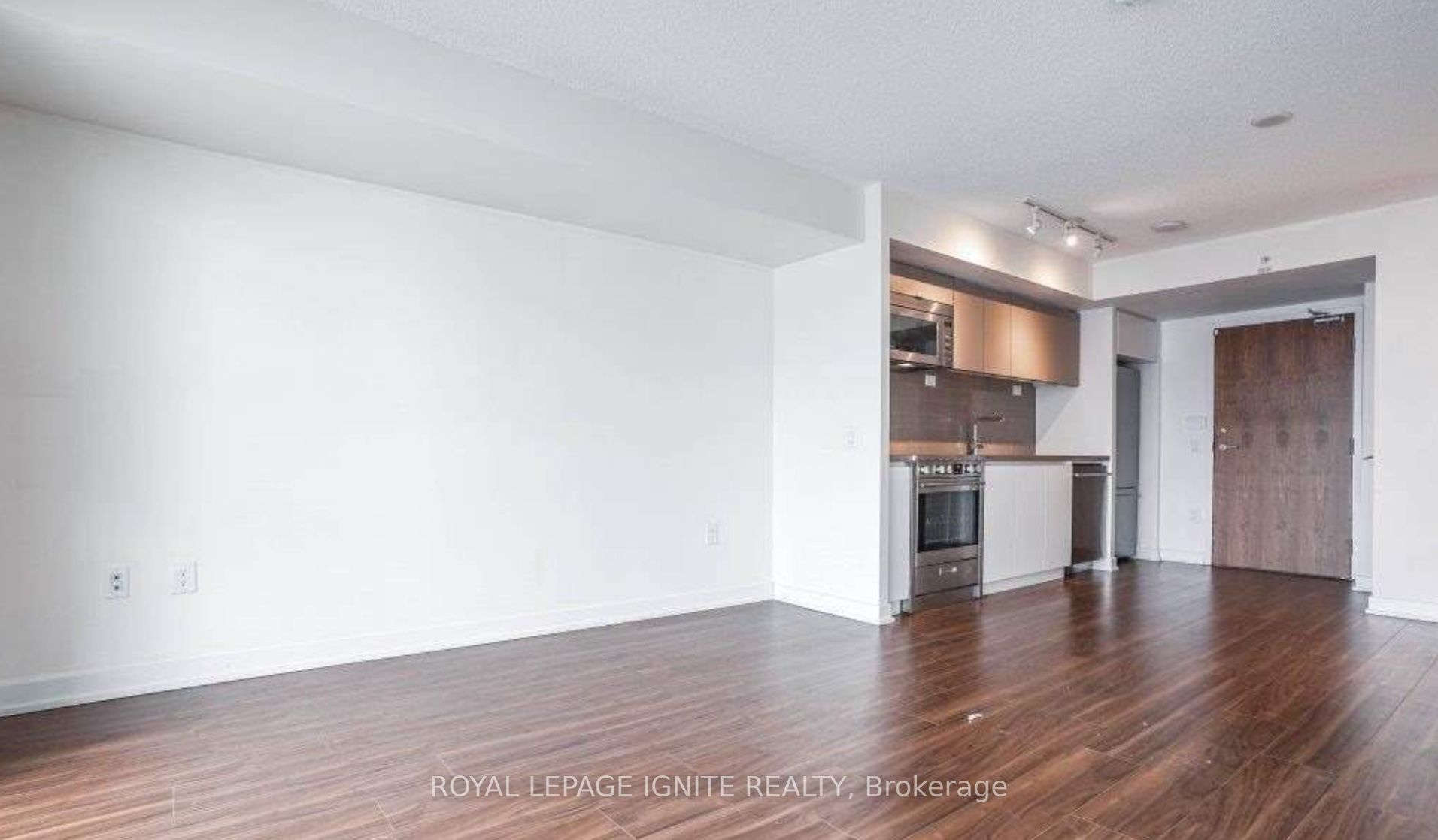 75 Queens Wharf Road 4111, Toronto, ON M5V 0J8 photo 5