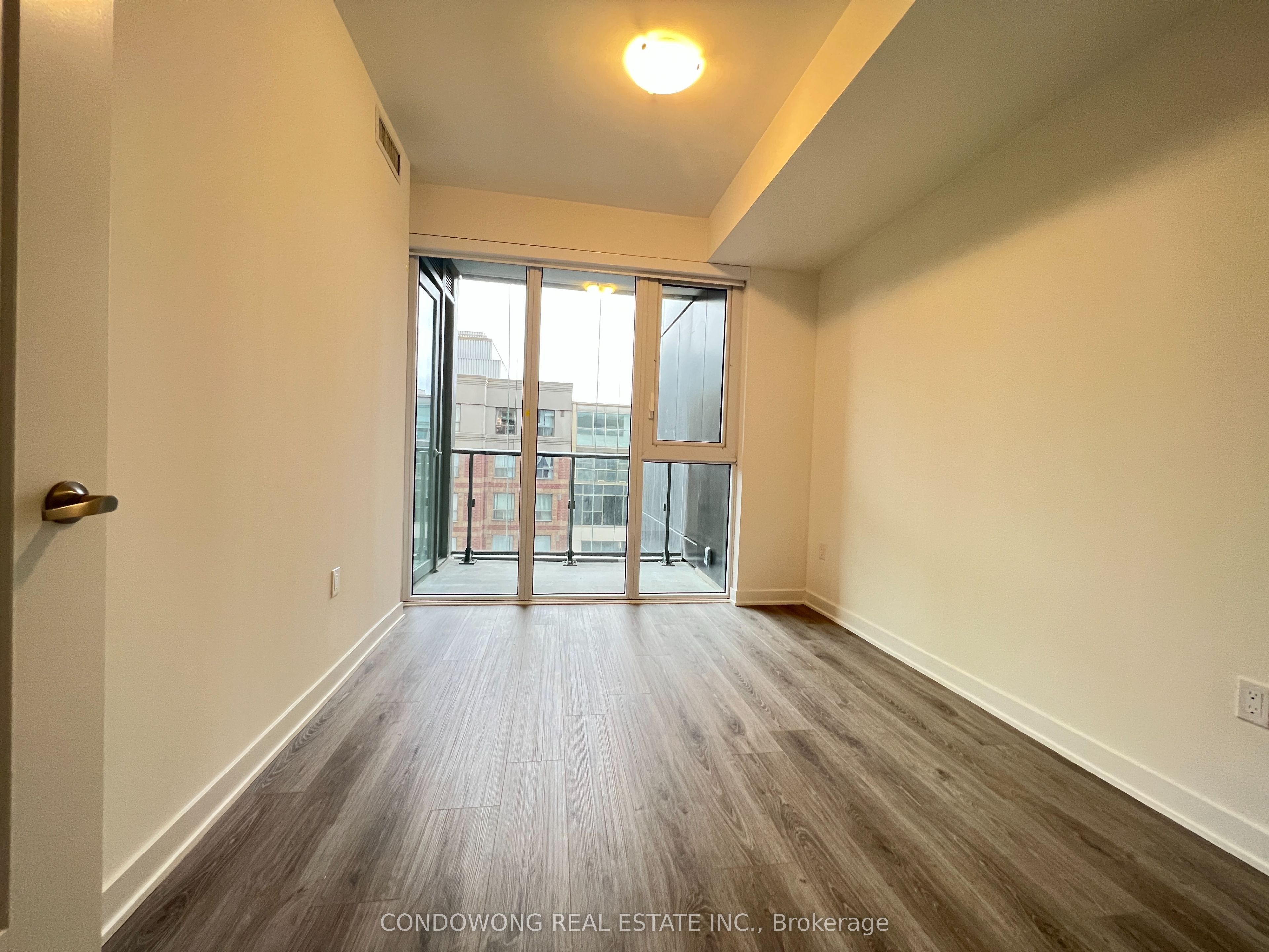 60 Princess Street 714, Toronto, ON M5A 2C7 photo 5